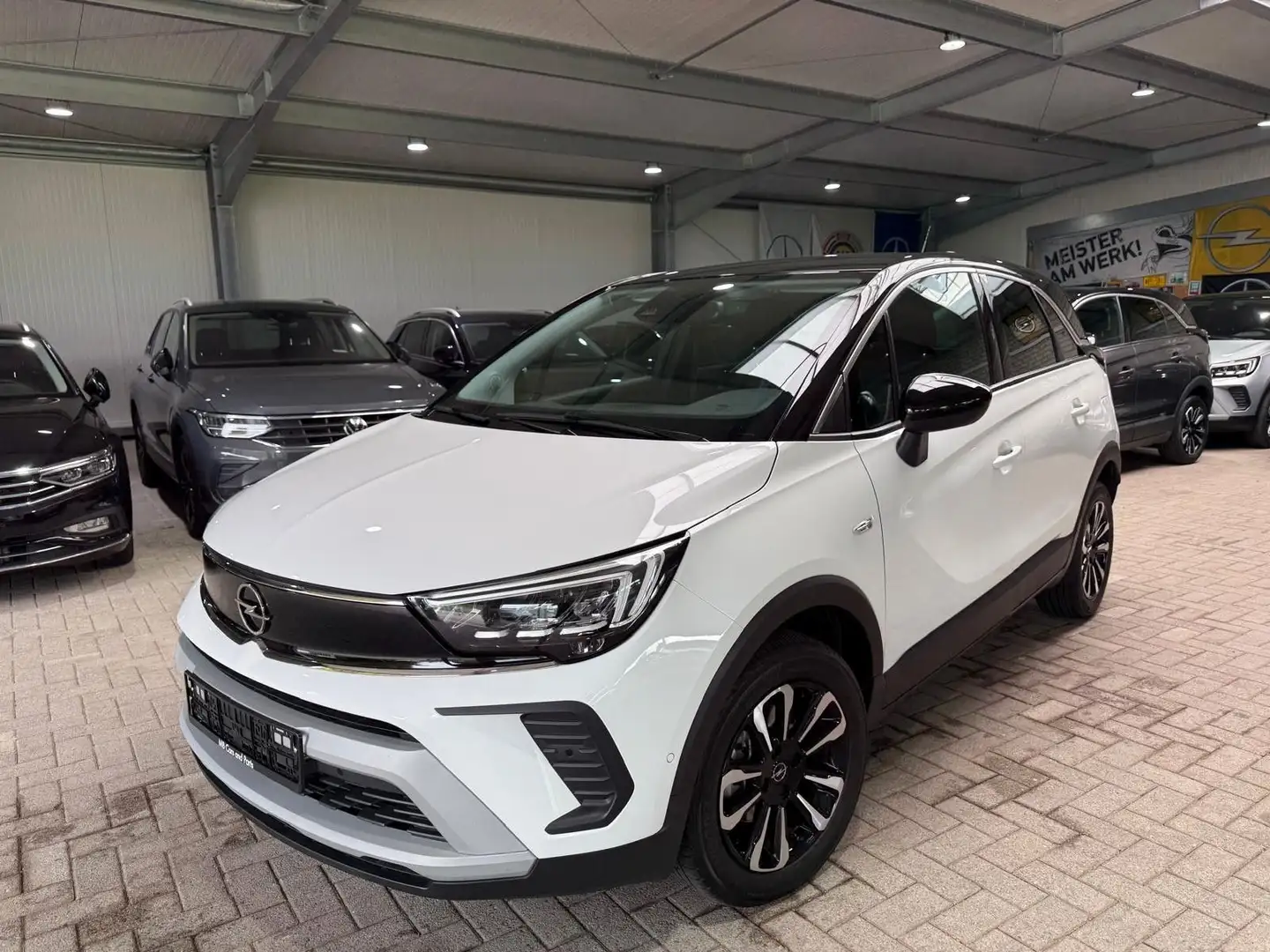 Opel Crossland X 1.2 Turbo Elegance RFK LED PDC Navi Blanc - 1