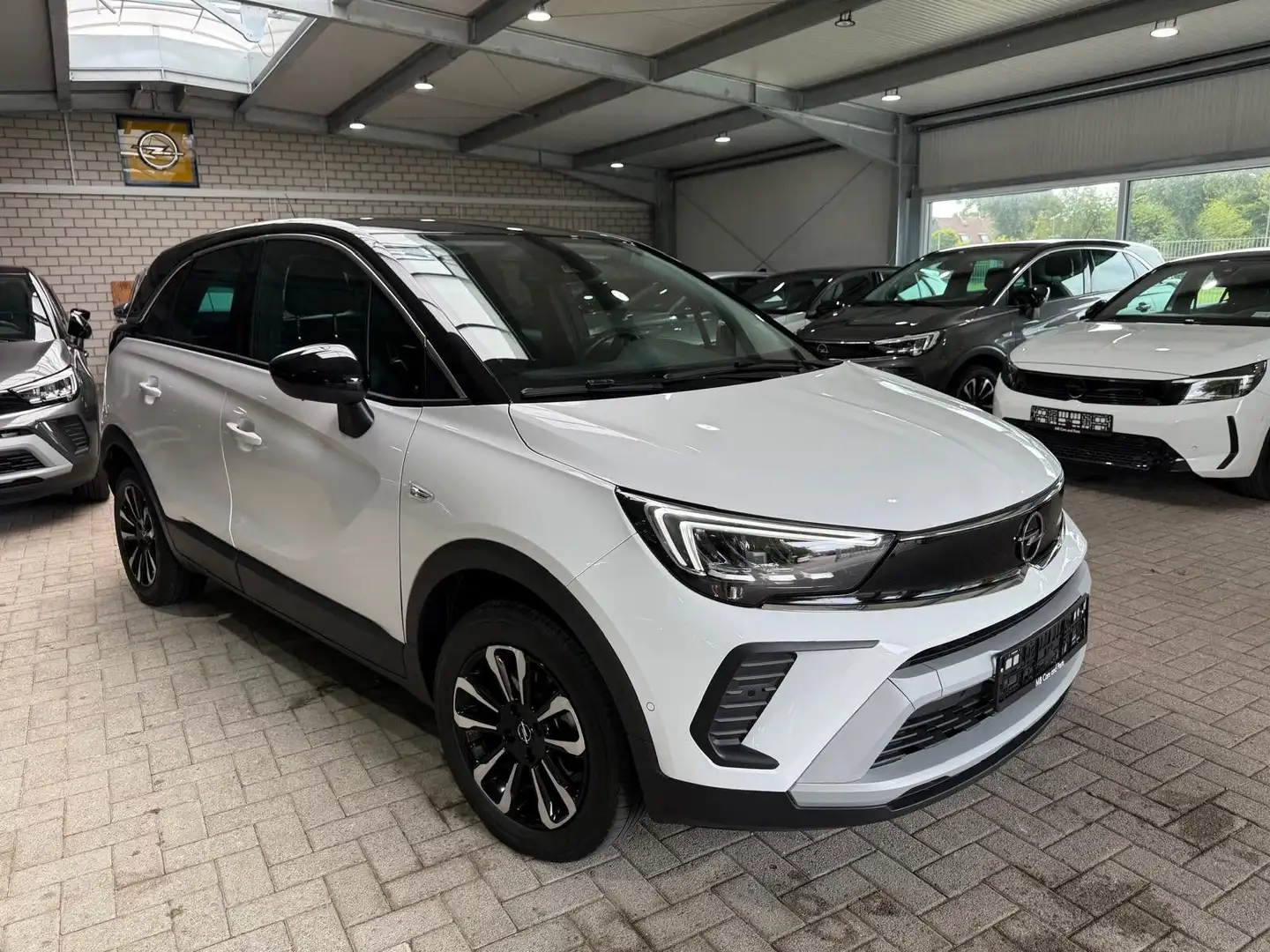 Opel Crossland X 1.2 Turbo Elegance RFK LED PDC Navi Blanc - 2
