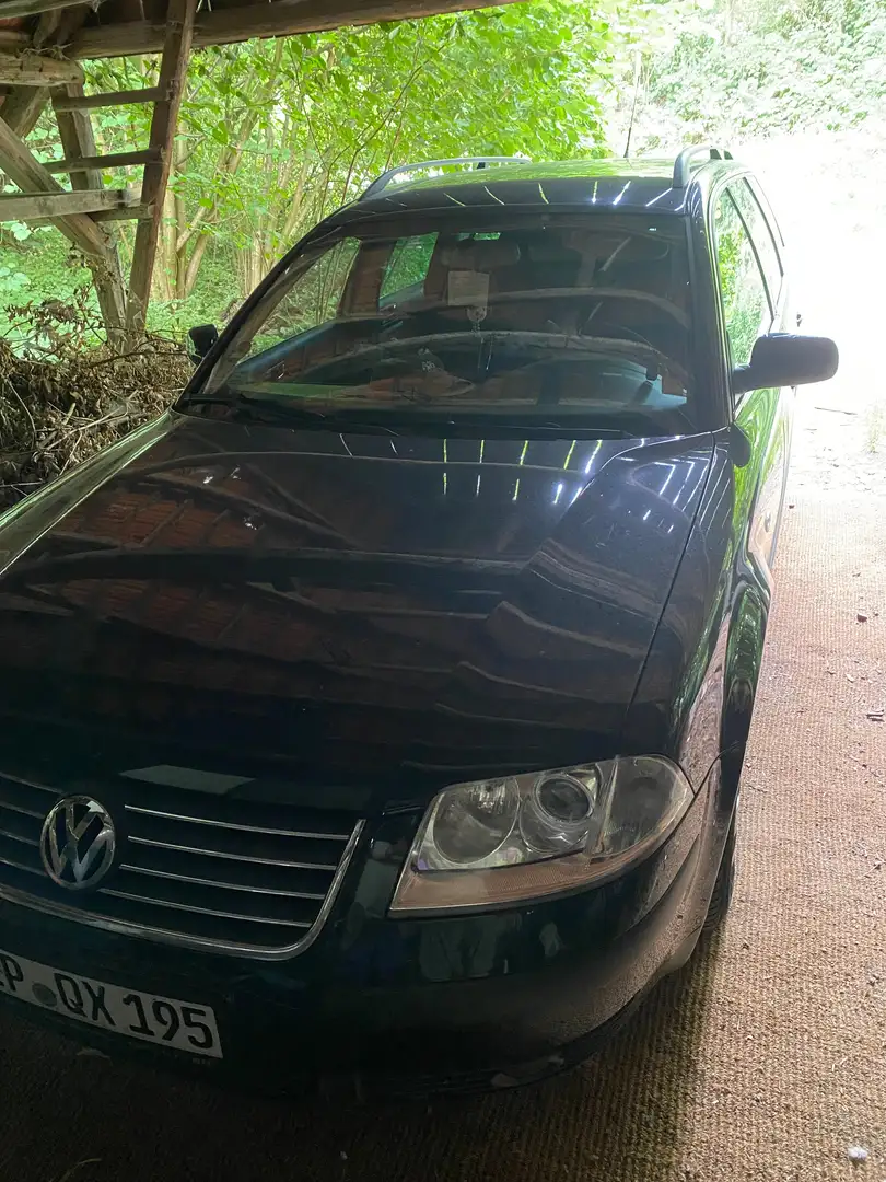 Volkswagen Passat Schwarz - 1