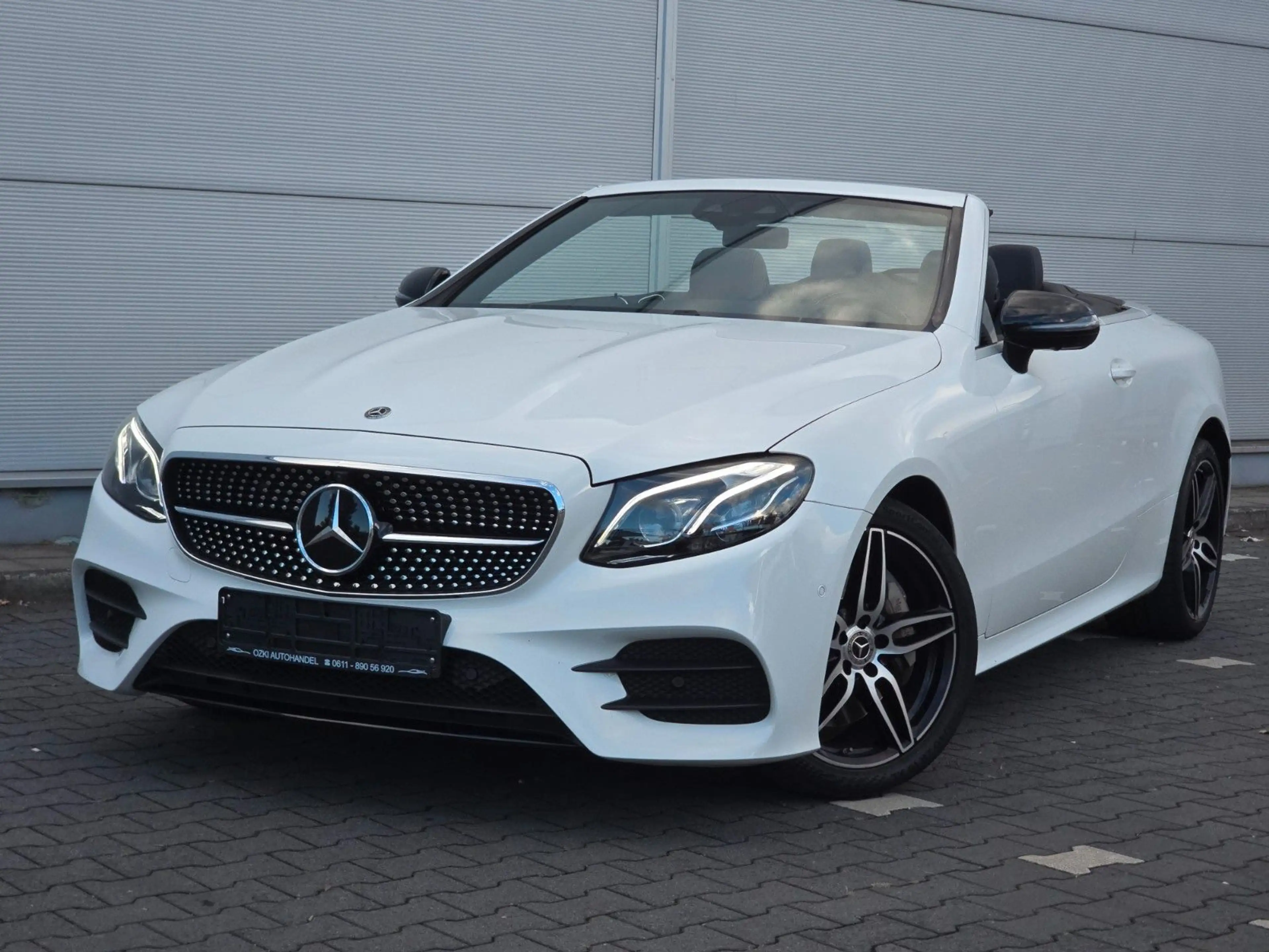Mercedes-Benz E 450 E Cabrio E 450 4Matic — photo 3