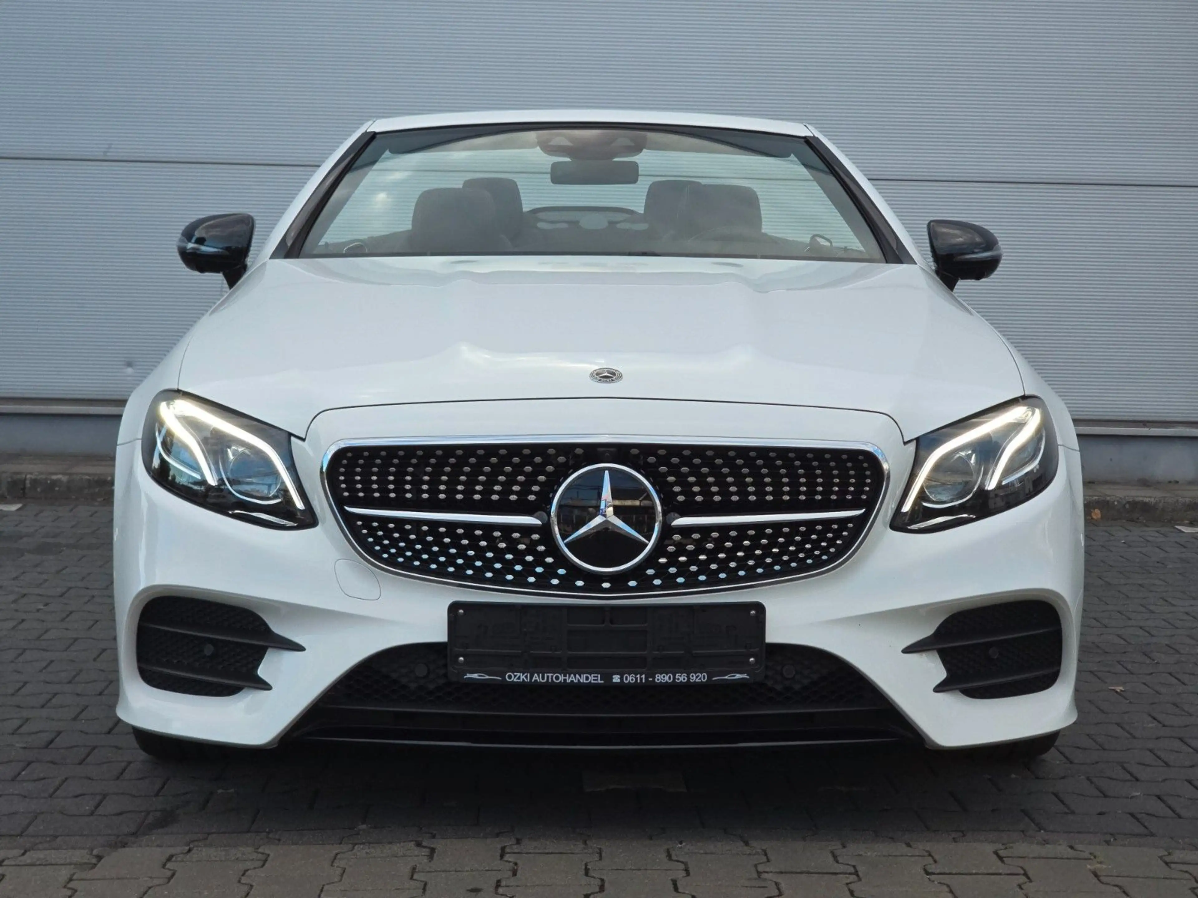 Mercedes-Benz E 450 E Cabrio E 450 4Matic — photo 2