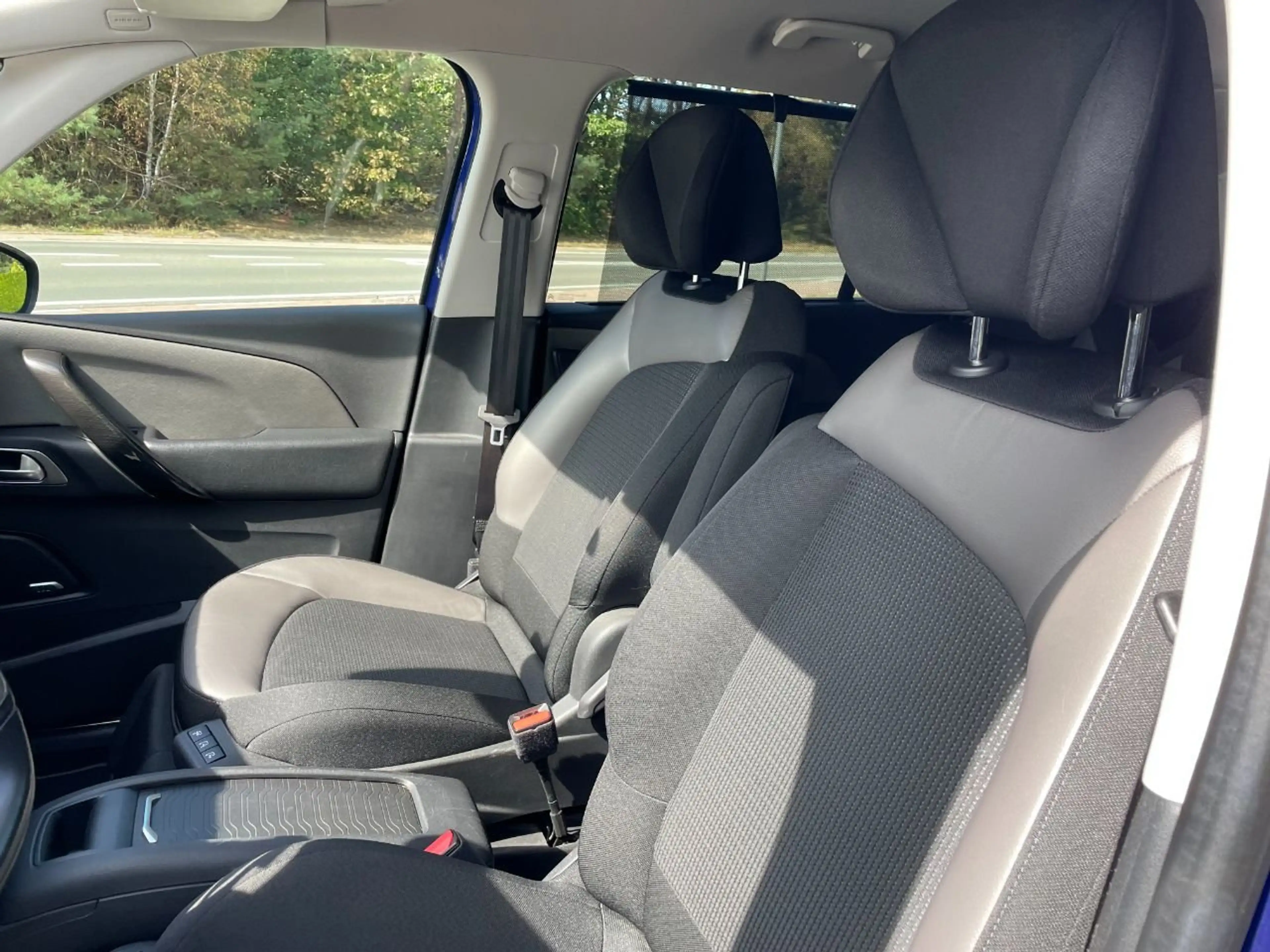 Citroen Grand C4 Picasso 1.2 Turbo 130 pk Shine — photo 15