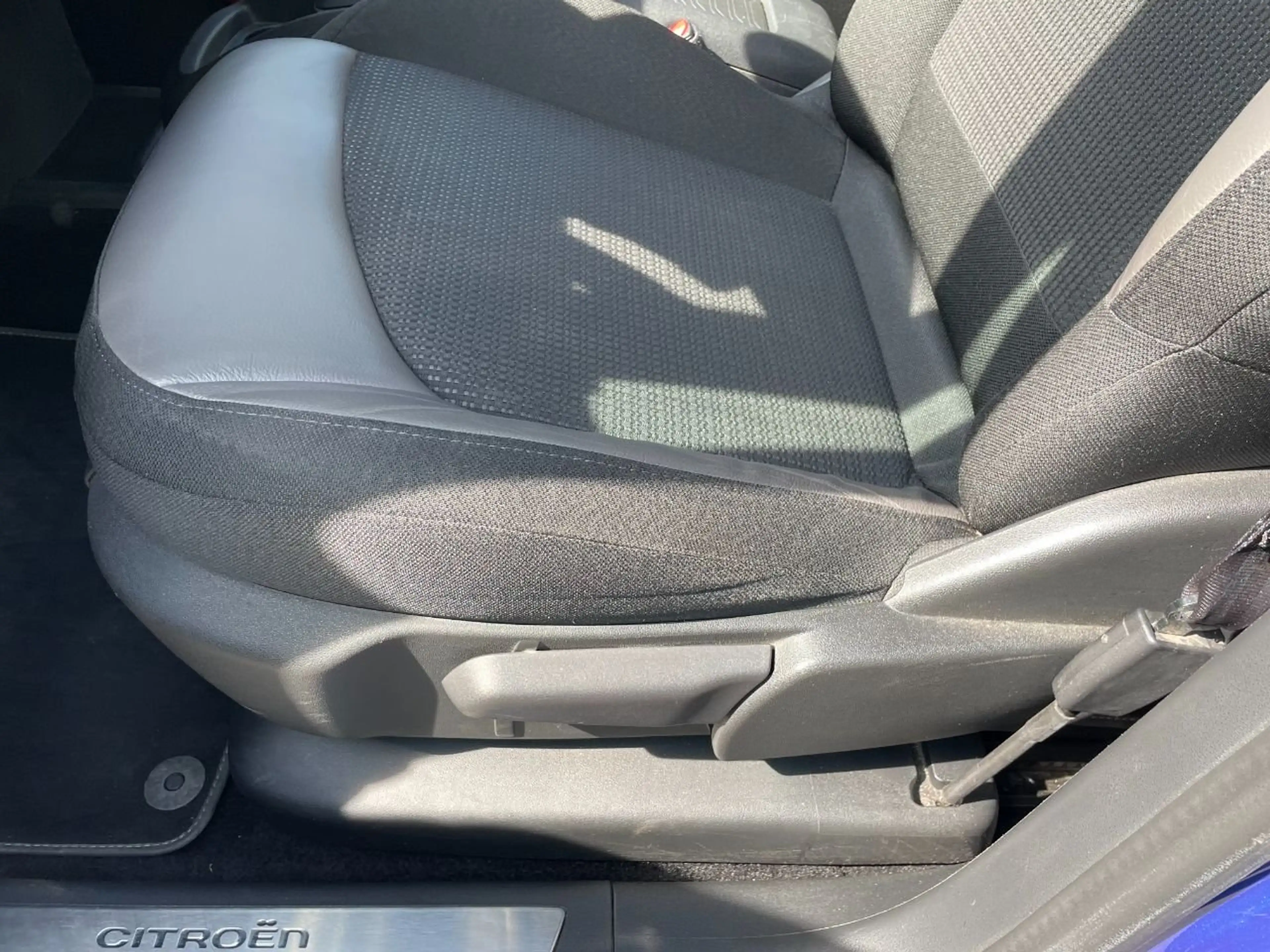 Citroen Grand C4 Picasso 1.2 Turbo 130 pk Shine — photo 14