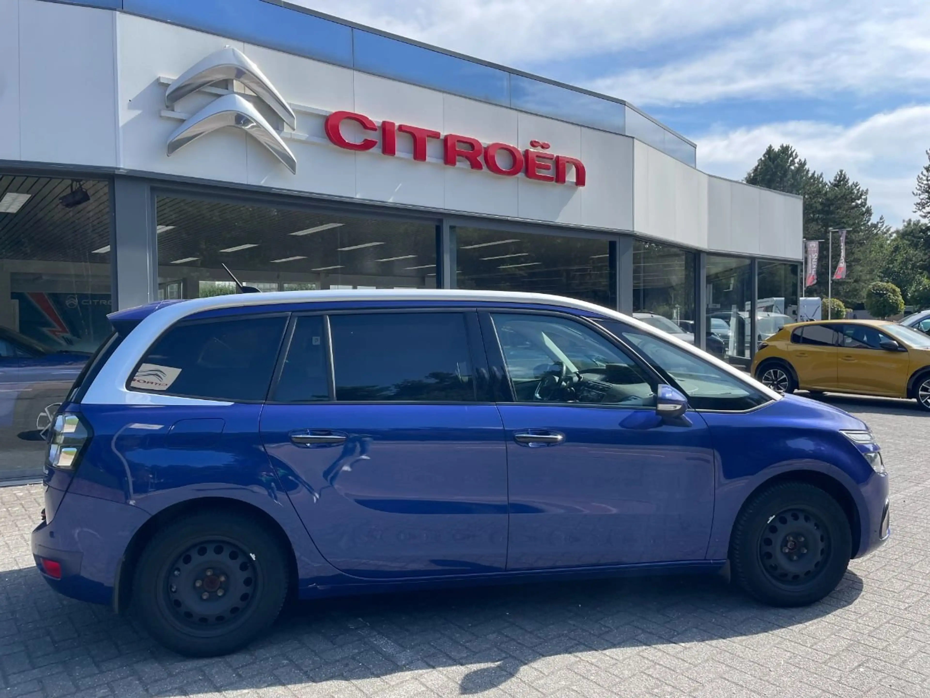 Citroen Grand C4 Picasso 1.2 Turbo 130 pk Shine — photo 11
