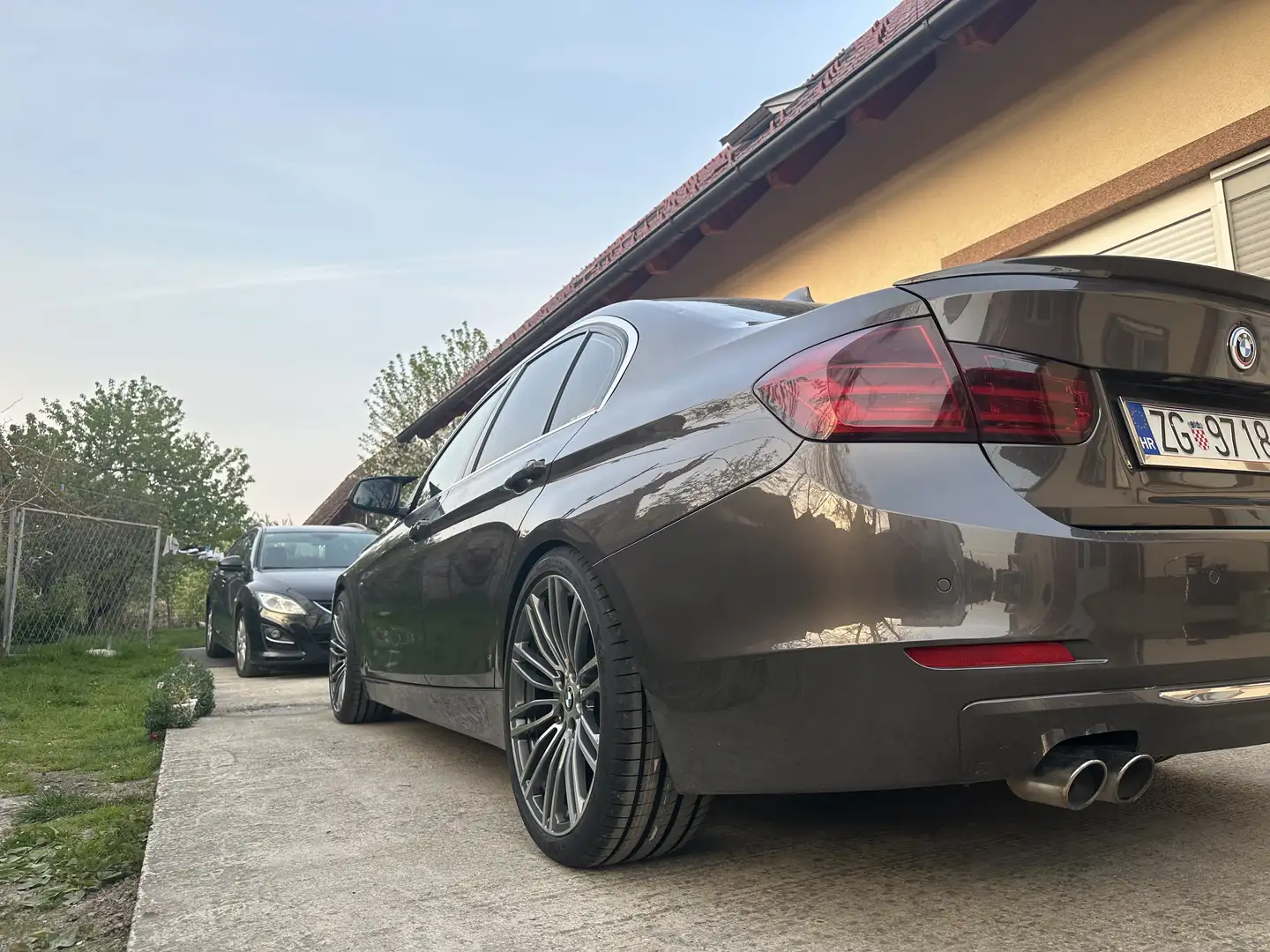 BMW 318 318d Luxury Line MEGALUX - 2