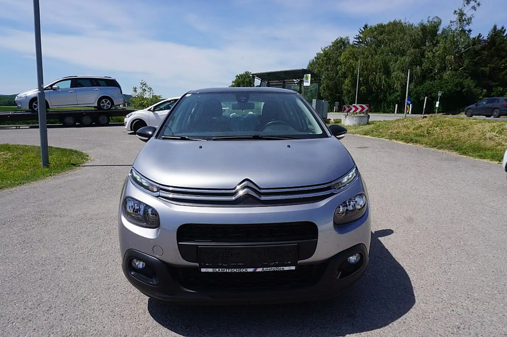 Citroen C3 PureTech 83 S Grau - 1