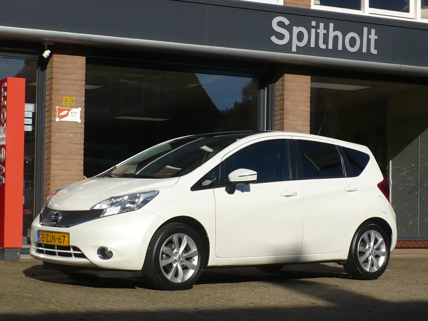 Nissan Note 1.2 DIG-S Tekna Automaat 98pk Blanc - 2
