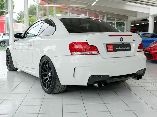 BMW 1er M Coupé 1er M Coupé *MOTORSPORT SITZE*ALPINWEISS*NAVI* Ansicht 5