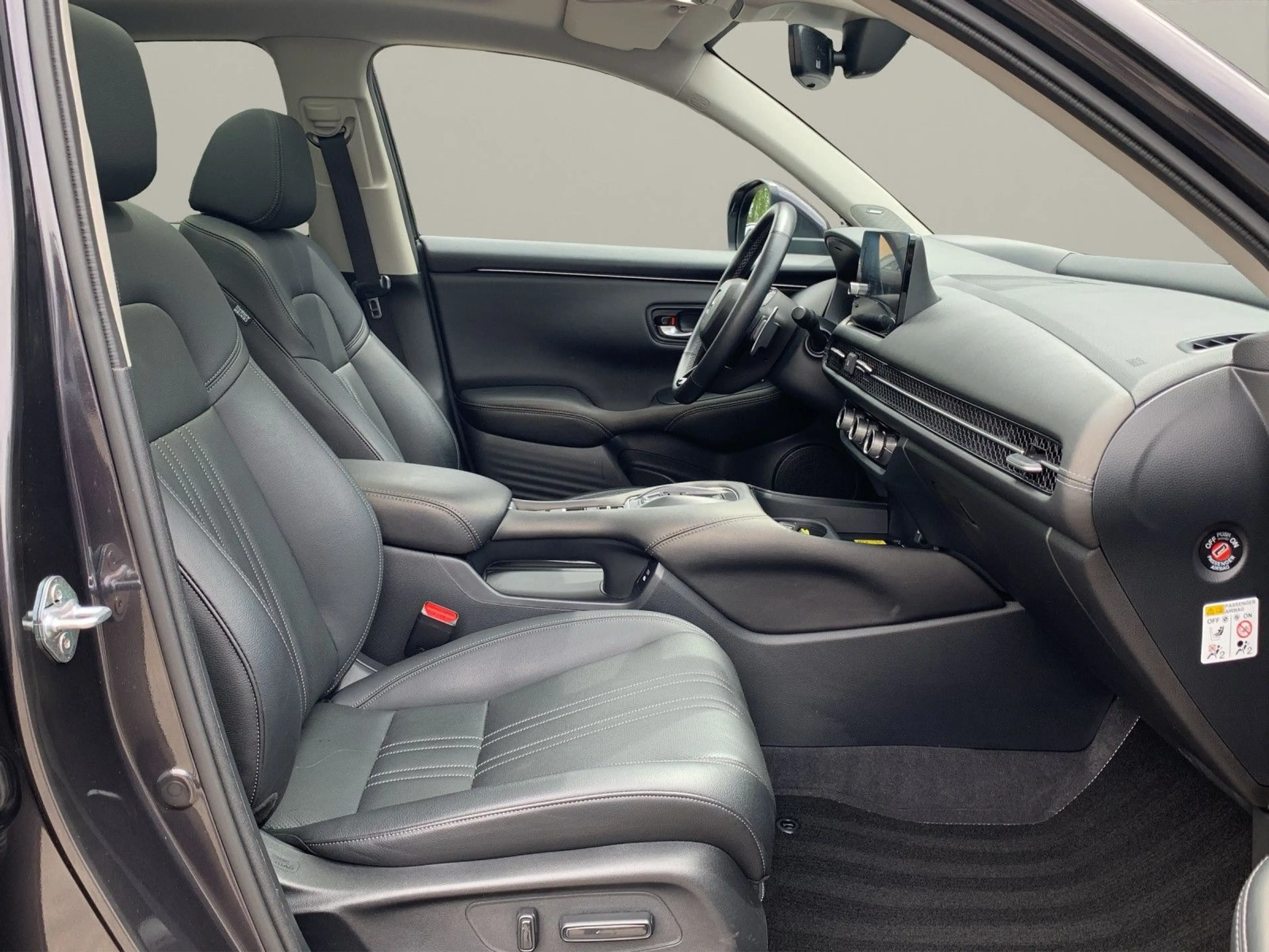 Honda ZR-V e:HEV Advance 19 Zoll — photo 15