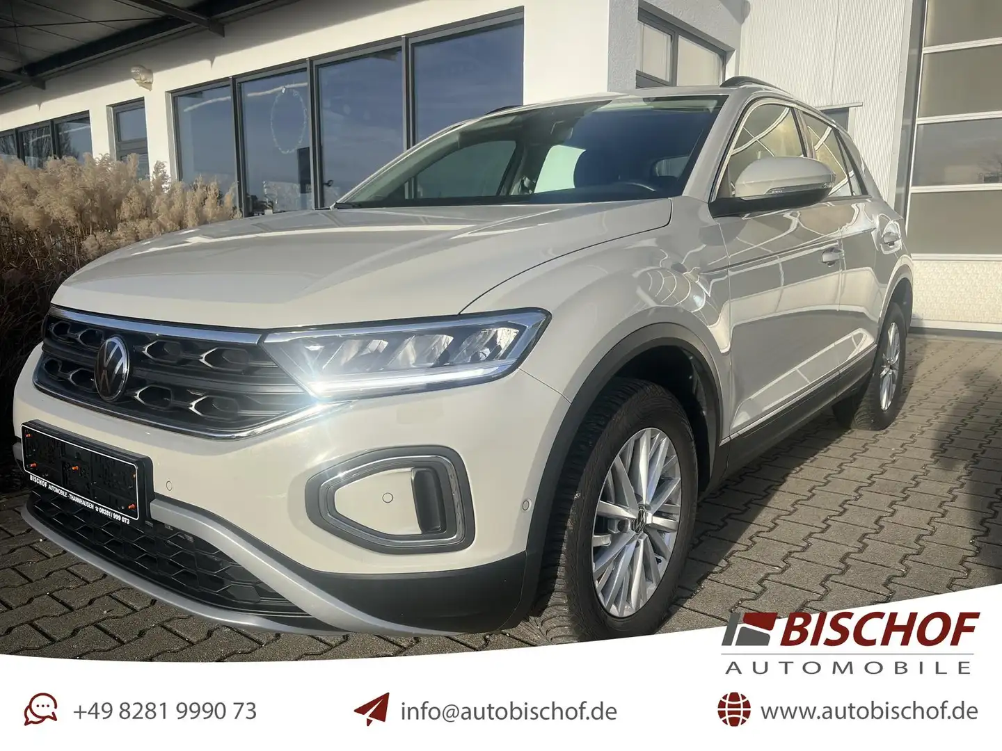 Volkswagen T-Roc 1.5 16V TSI ACT AHK Navi LED CarPlay VC Grau - 1