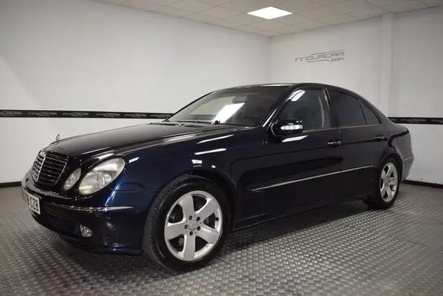 Mercedes-Benz E 500 AVANTGARDE AUTO