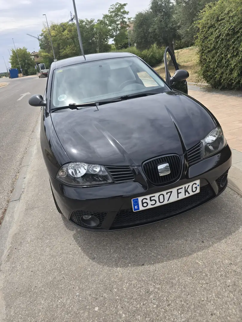 SEAT Ibiza 1.4 TDi Reference Negro - 2