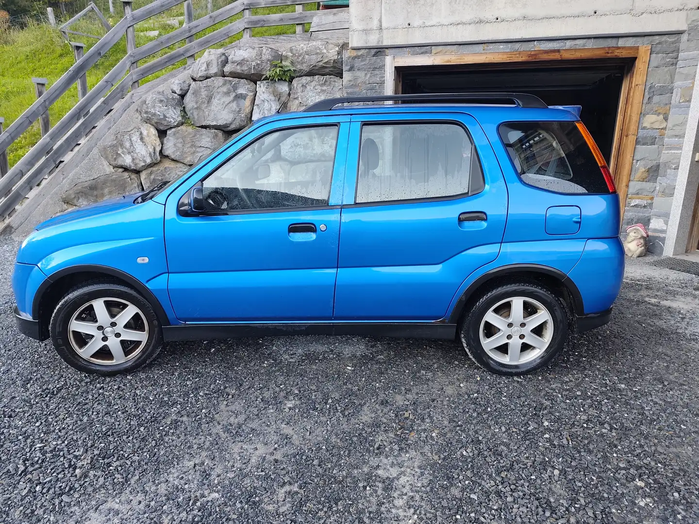 Suzuki Ignis Bleu - 1
