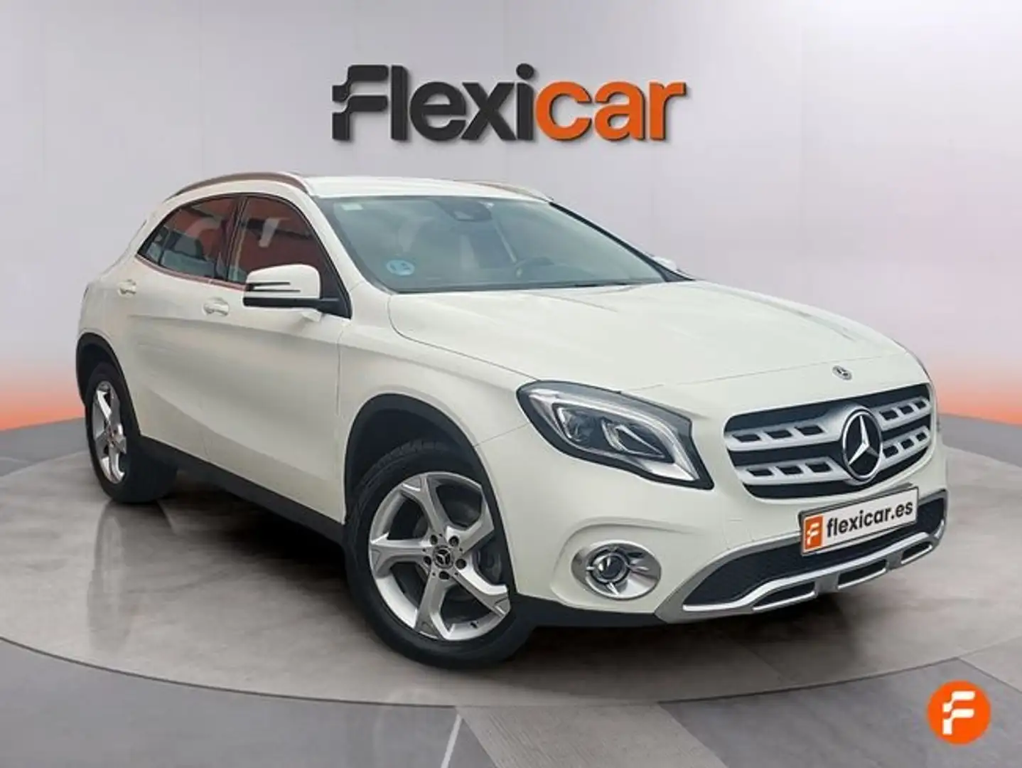 Mercedes-Benz GLA 200 200d Blanco - 2