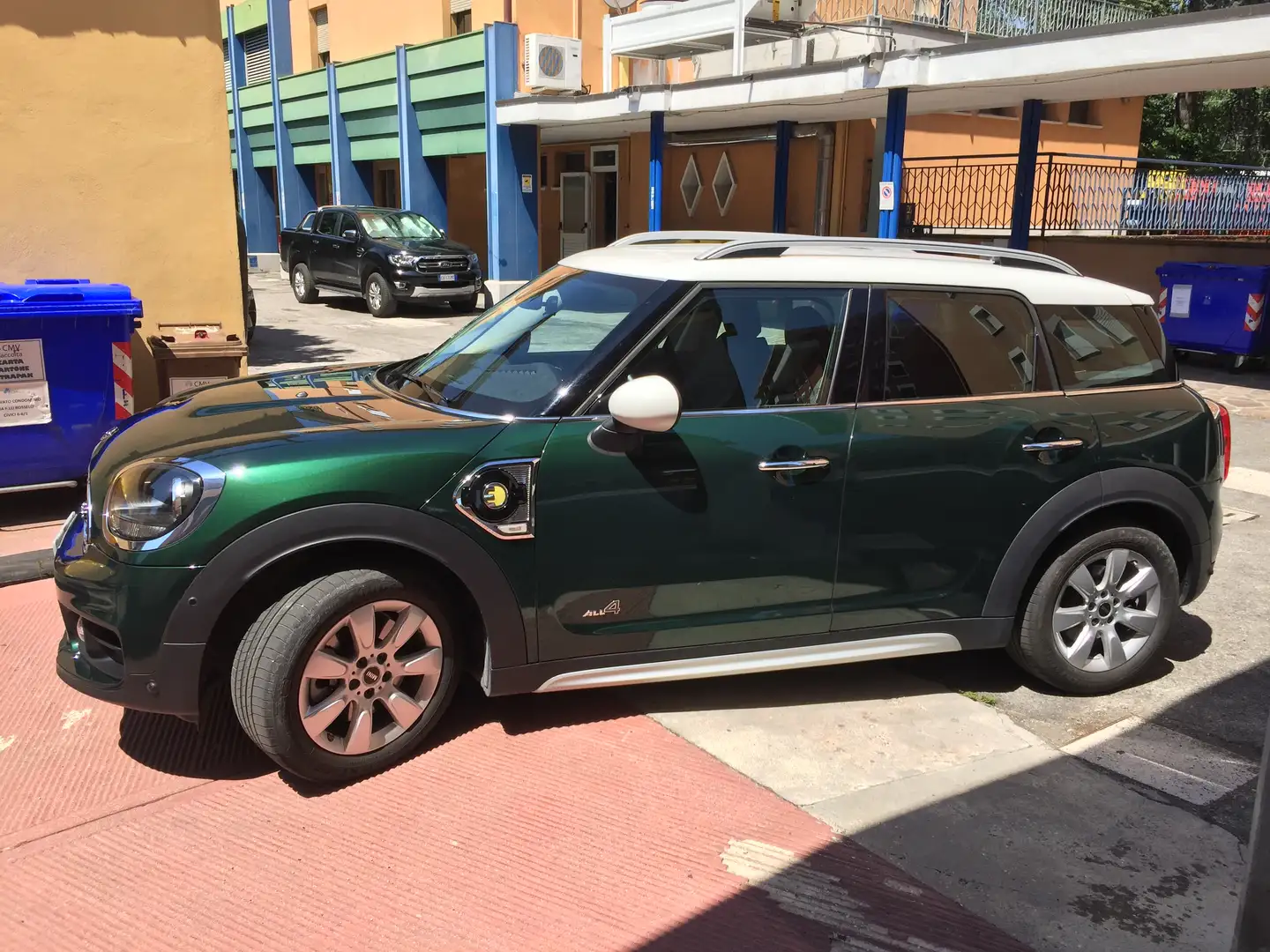 MINI Countryman SE All4 Hype Verde - 2