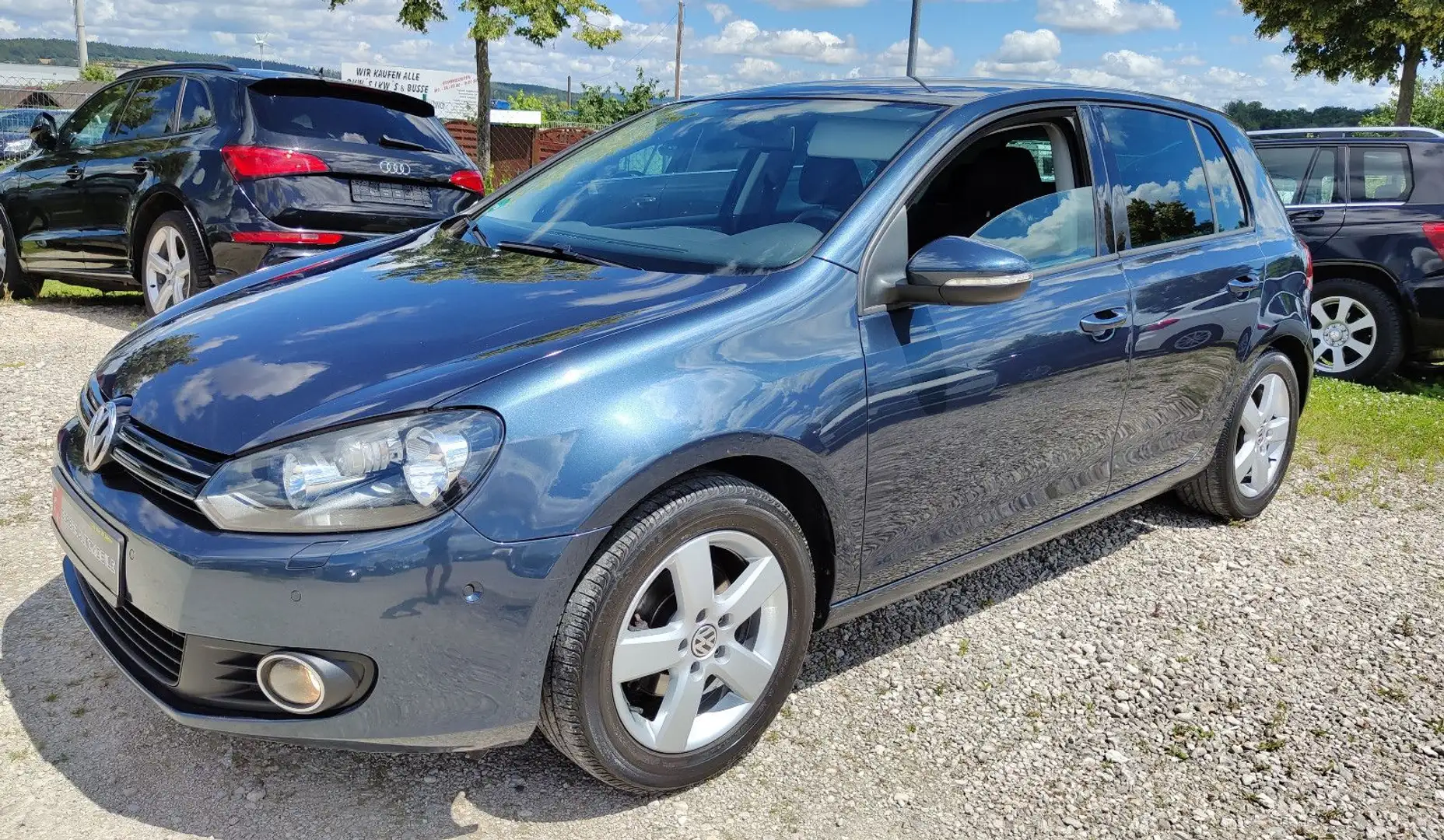 Volkswagen Golf VI 1.2 TSI Team - Navigation* 2xPDC* AHK* Bleu - 2