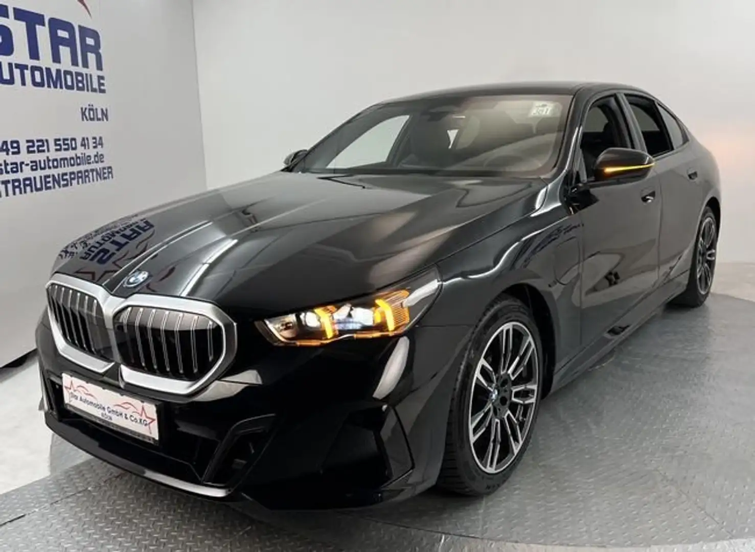 BMW 530 530e Touring Negro - 1
