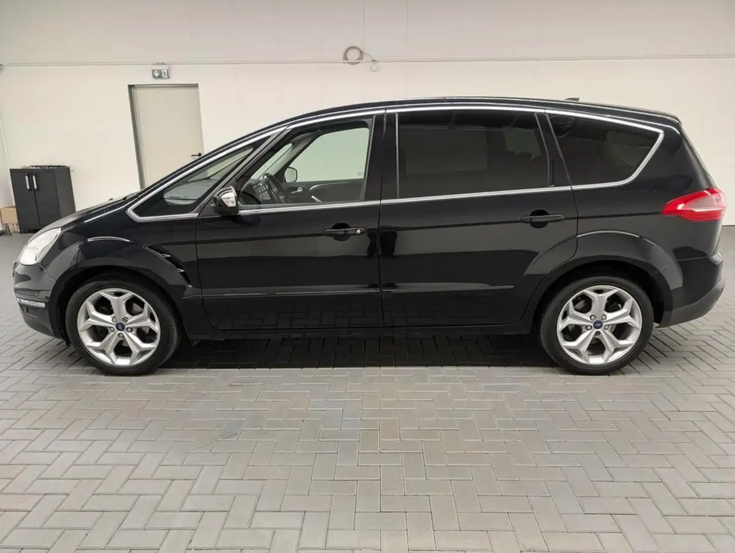 Ford S-Max Titanium 7-Sitzer/Navi/SHZ/PDC/Tempom./18" Nero - 2