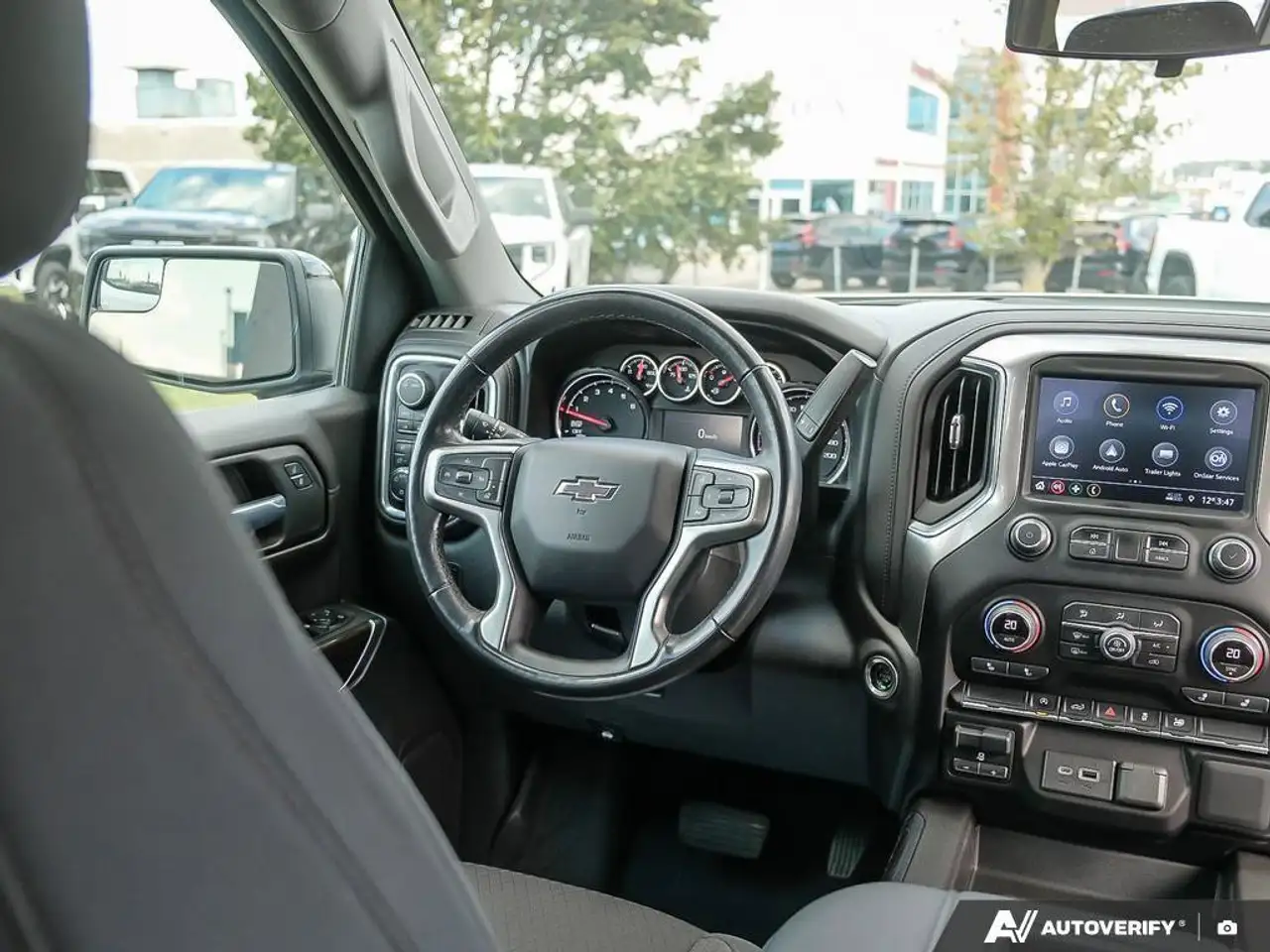 Chevrolet Silverado 1500 снимка Chevrolet Silverado 1500