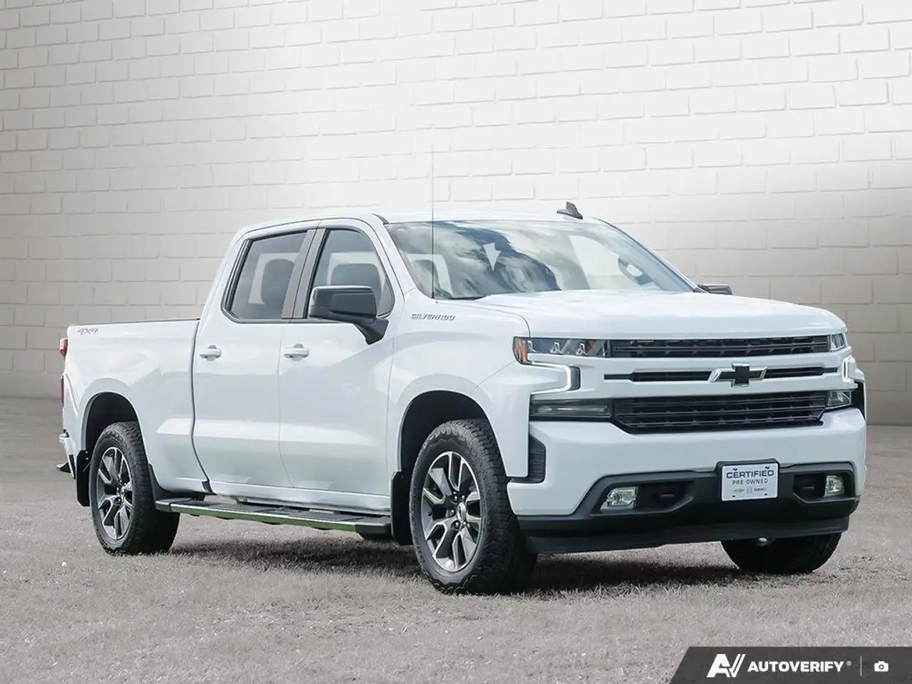 Chevrolet Silverado 1500 снимка Chevrolet Silverado 1500