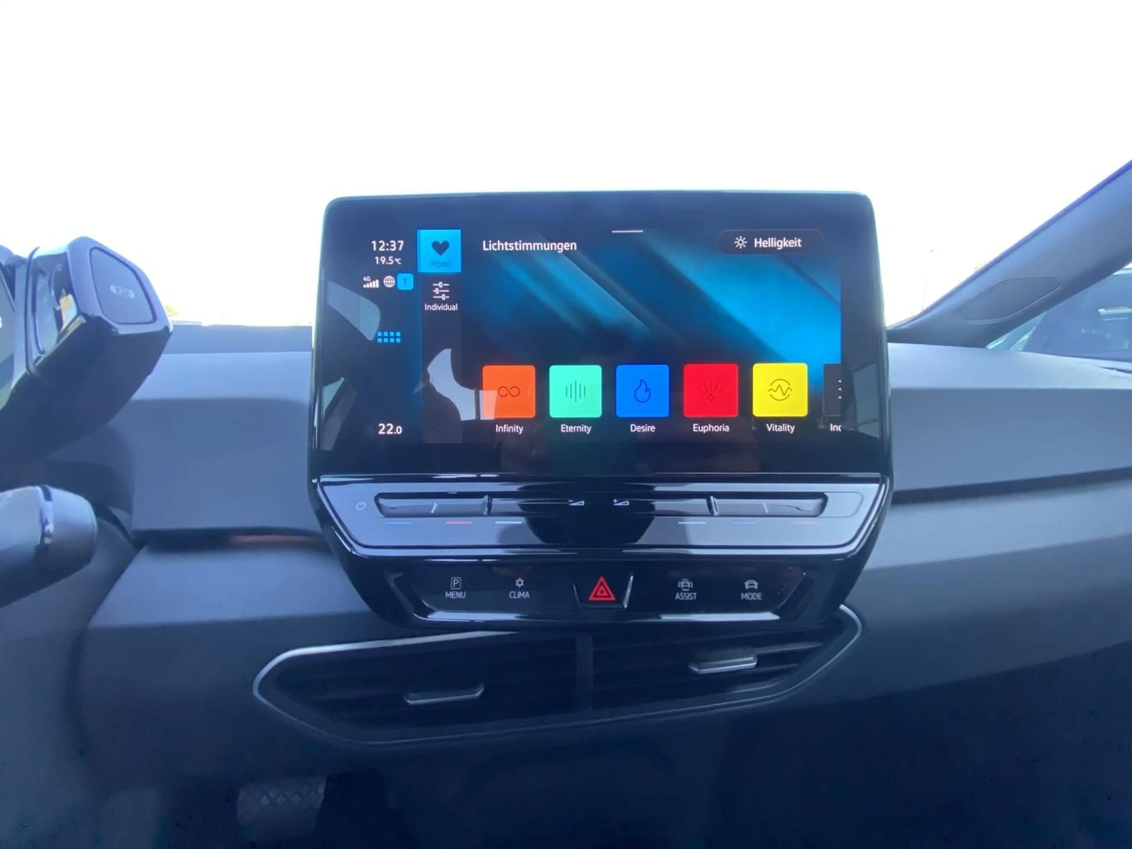 Volkswagen ID.3 PURE APP-CONNECT+NAVI+CCS+LED+DAB+LANE-ASSI — photo 14