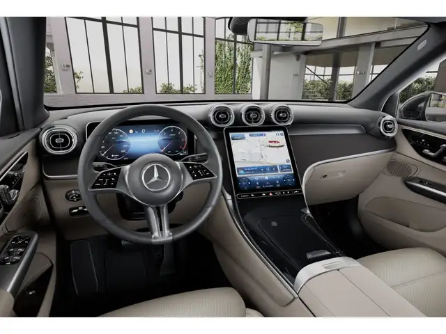 Mercedes-Benz 220 view 7