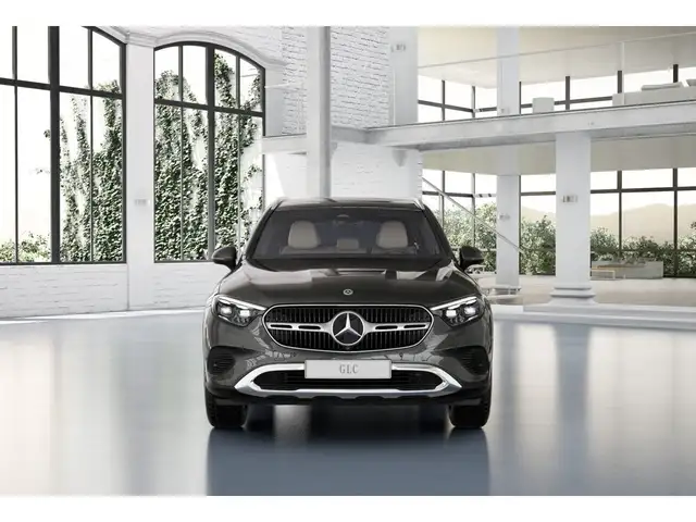Mercedes-Benz 220 view 2