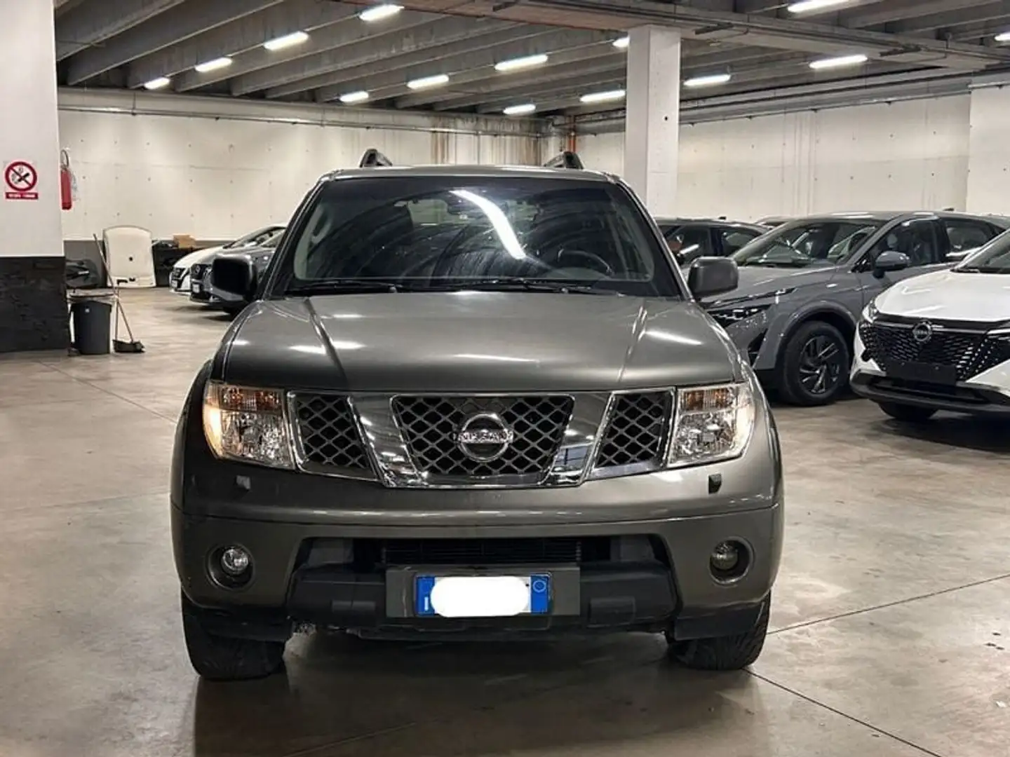 Nissan Pathfinder 2.5 dCi LE Verde - 2
