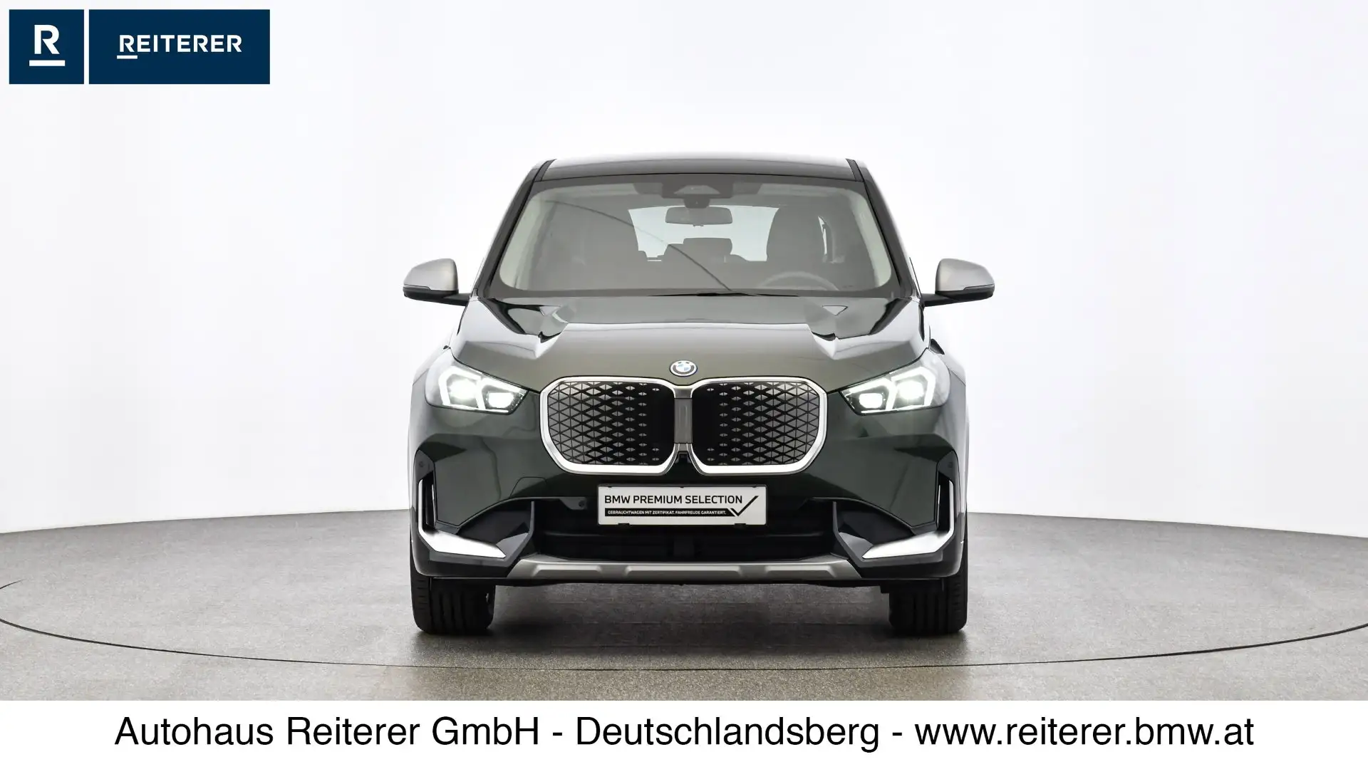 BMW iX1 iX1 eDrive20 Grün - 2