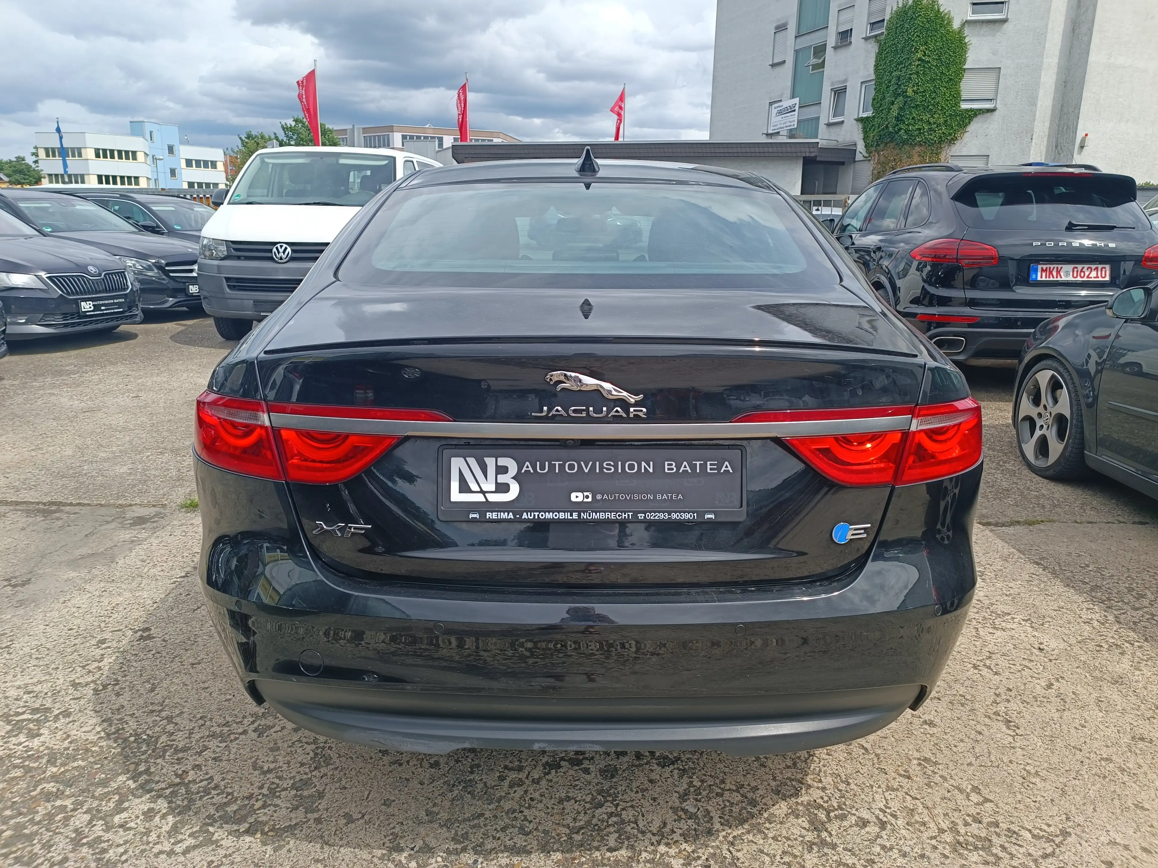 Jaguar XF Aut. R-Sport,NAVI,KAMERA,TEILLEDER,ALU,XENON,2xPDC — photo 5