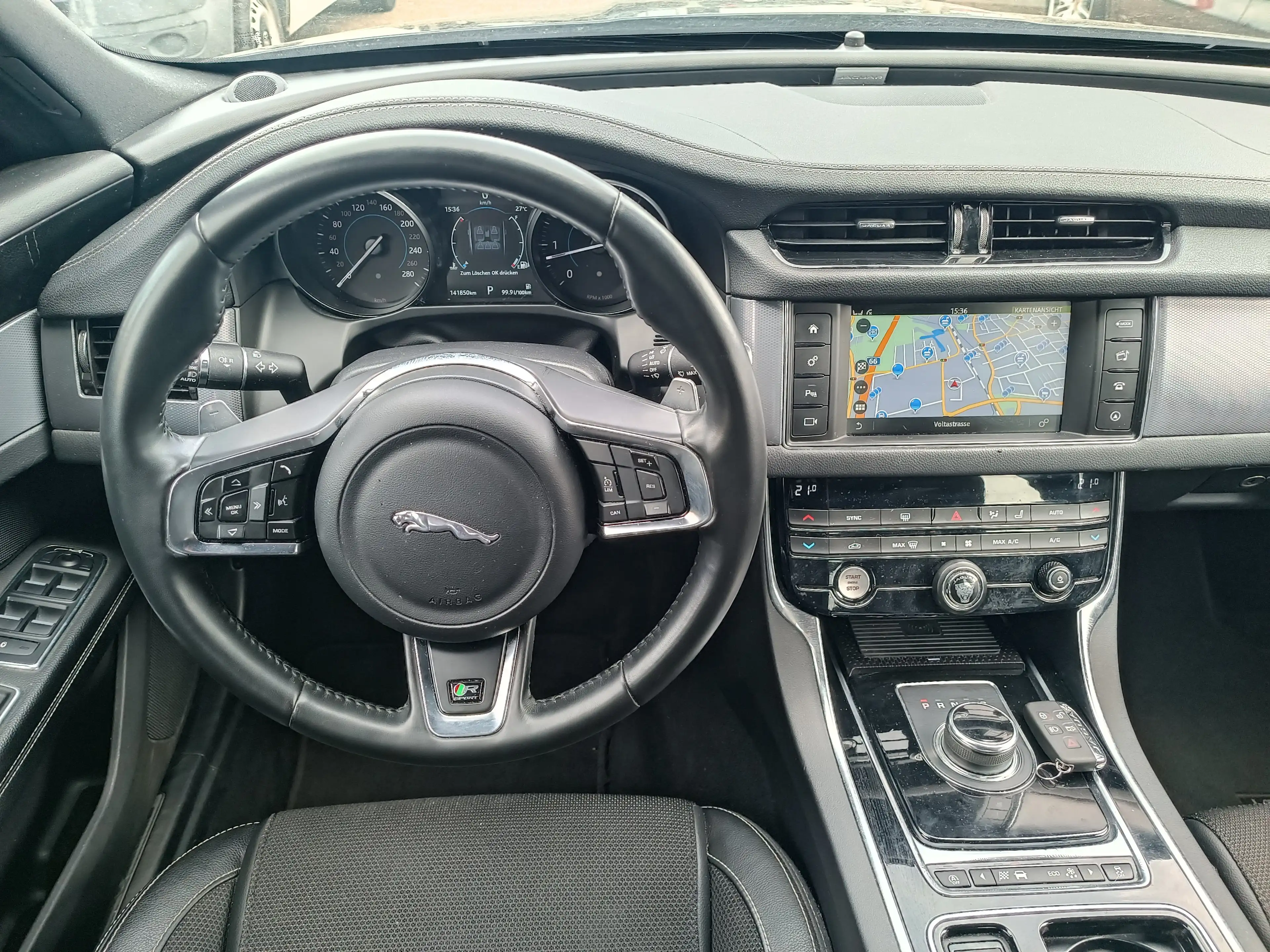 Jaguar XF Aut. R-Sport,NAVI,KAMERA,TEILLEDER,ALU,XENON,2xPDC — photo 8