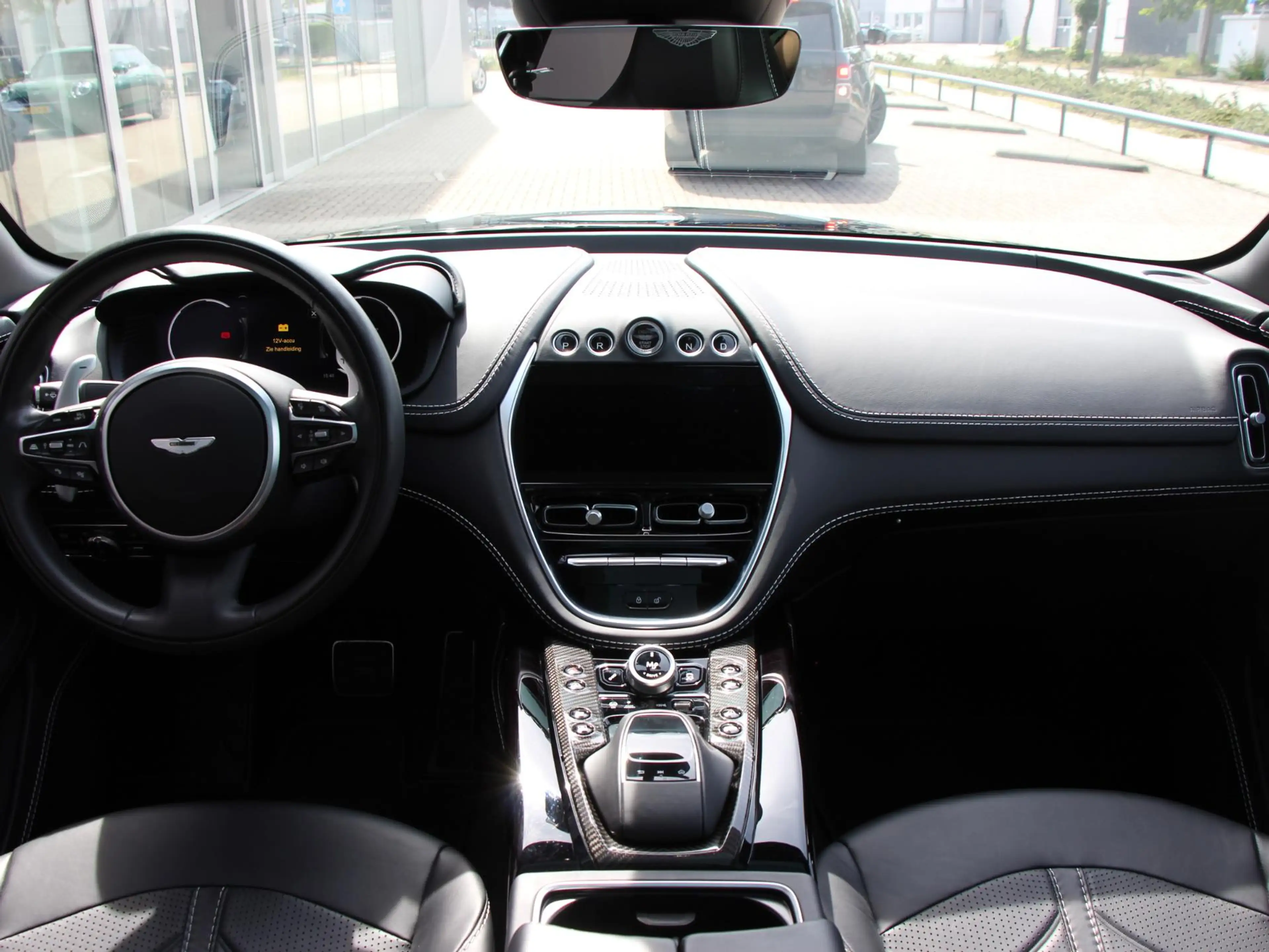 Aston Martin DBX 4.0 V8 707 — photo 32