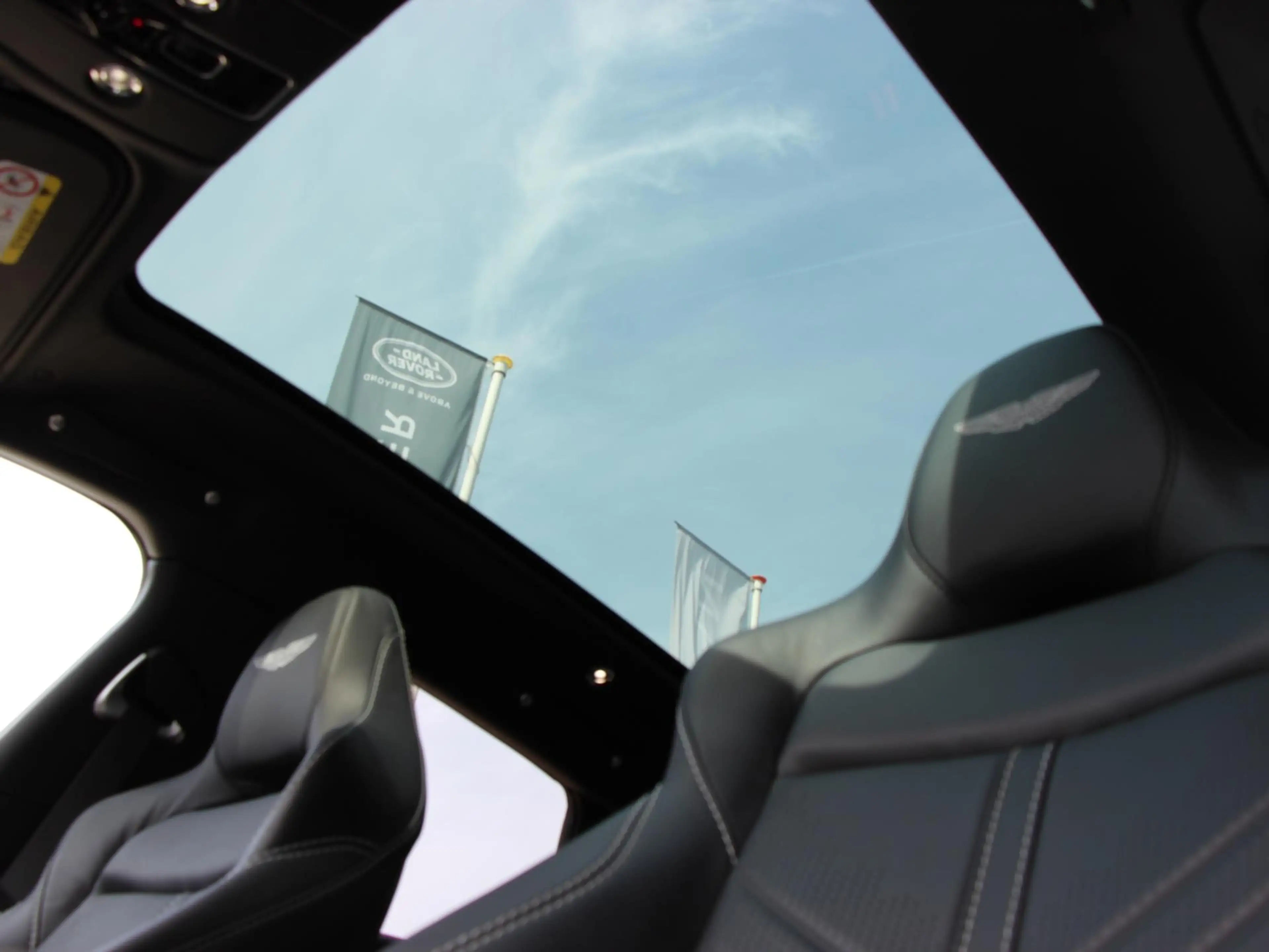 Aston Martin DBX 4.0 V8 707 — photo 24