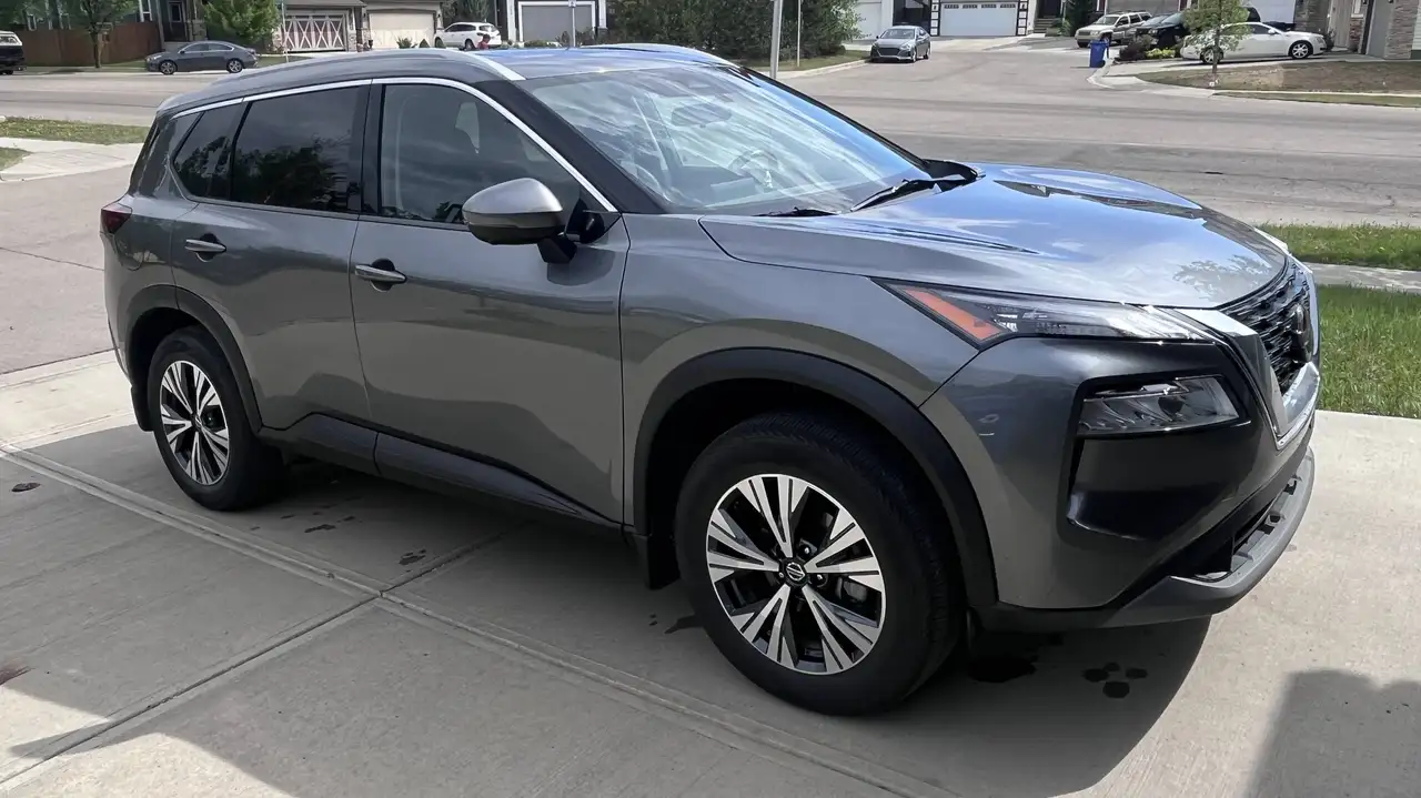 Nissan Rogue снимка Nissan Rogue