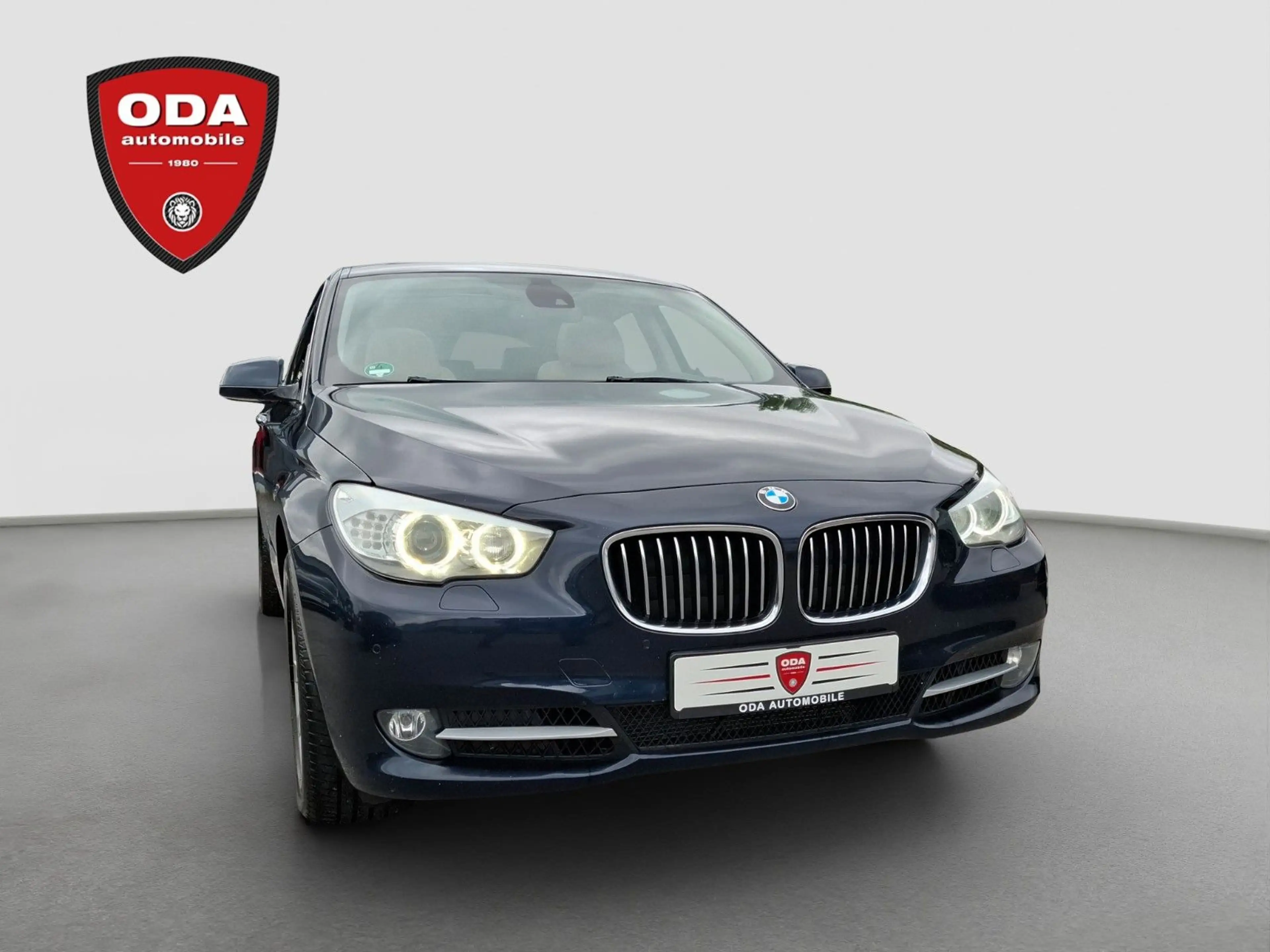 BMW 530 xDrive=SOFT-CLOSE=PANO=STANDHZ — photo 3