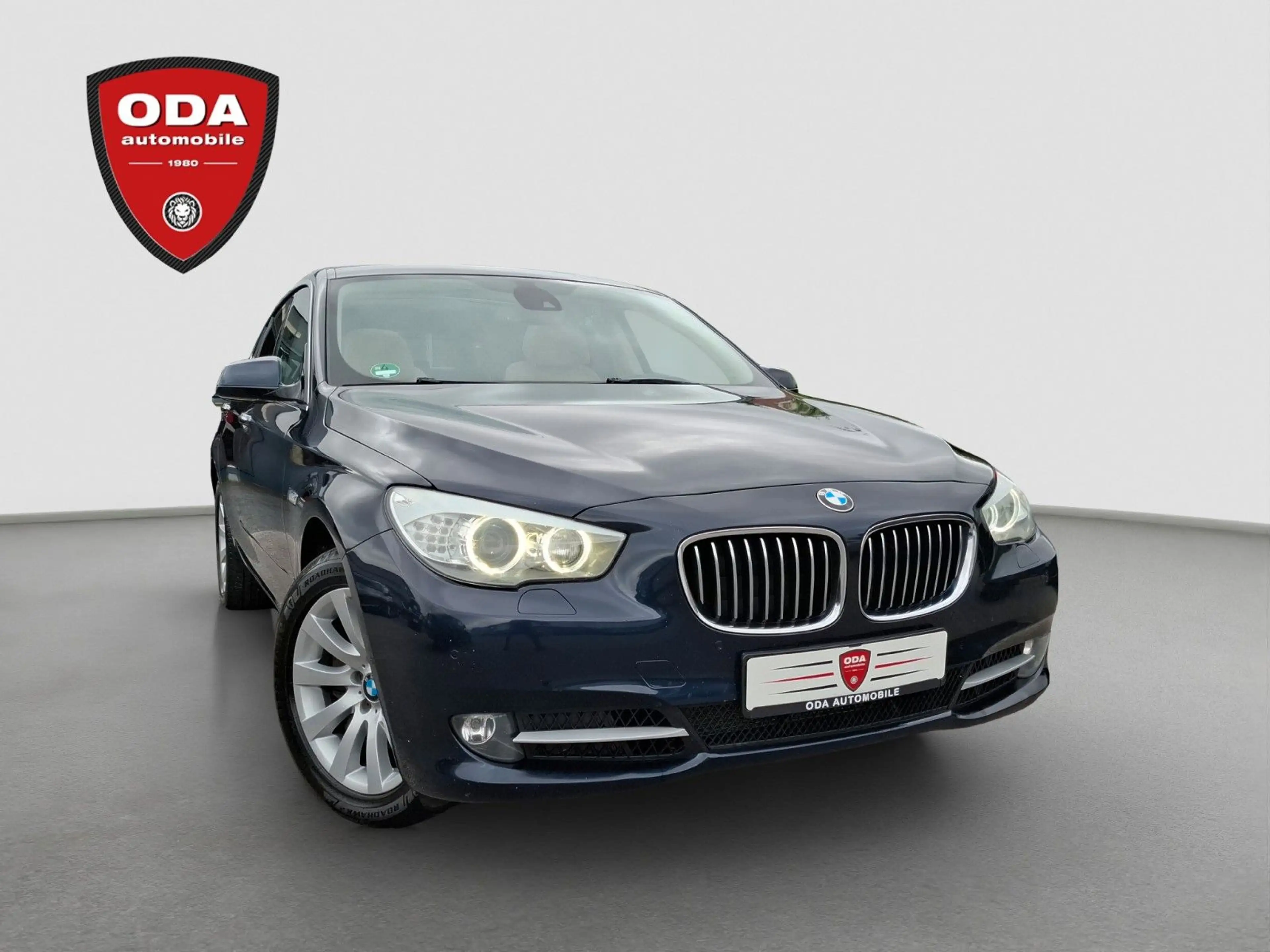 BMW 530 xDrive=SOFT-CLOSE=PANO=STANDHZ — photo 2