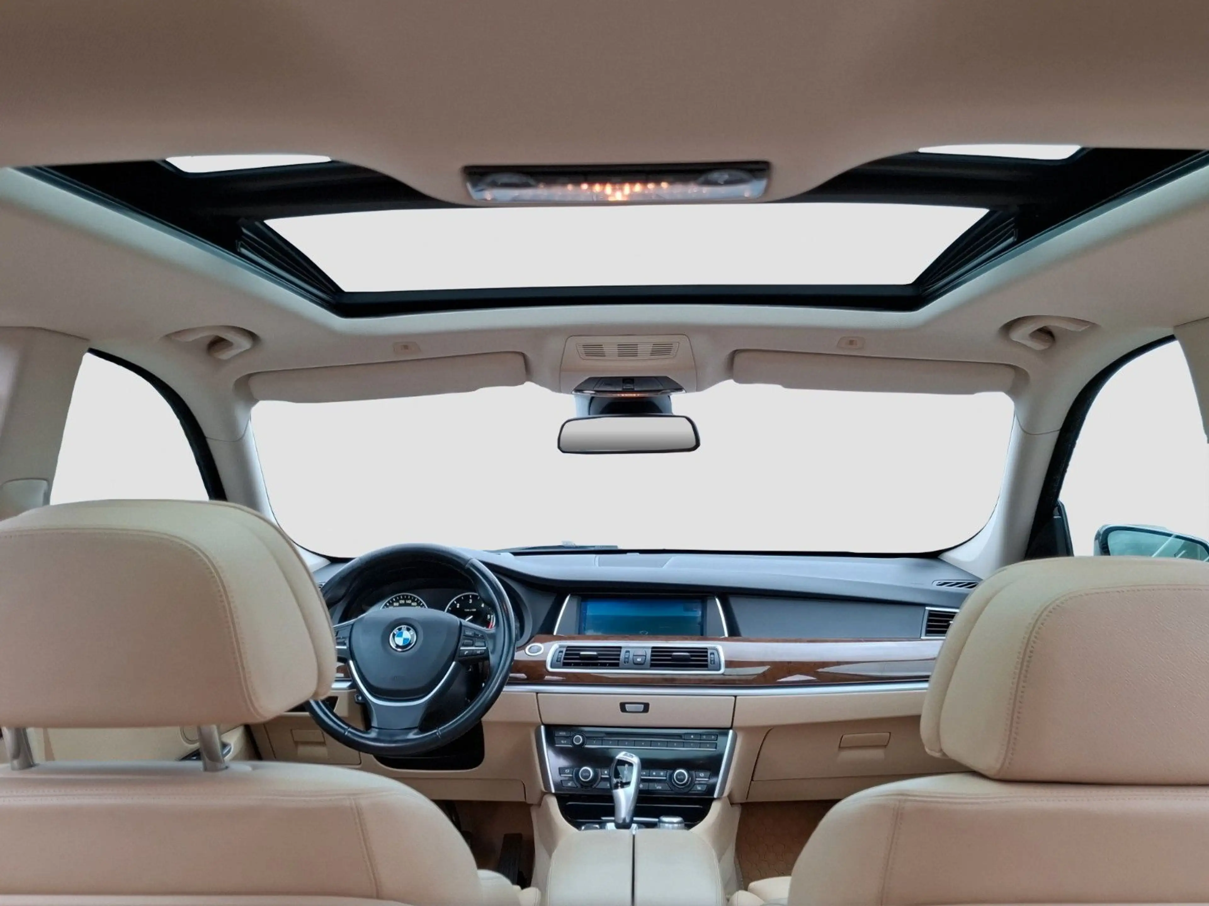 BMW 530 xDrive=SOFT-CLOSE=PANO=STANDHZ — photo 13