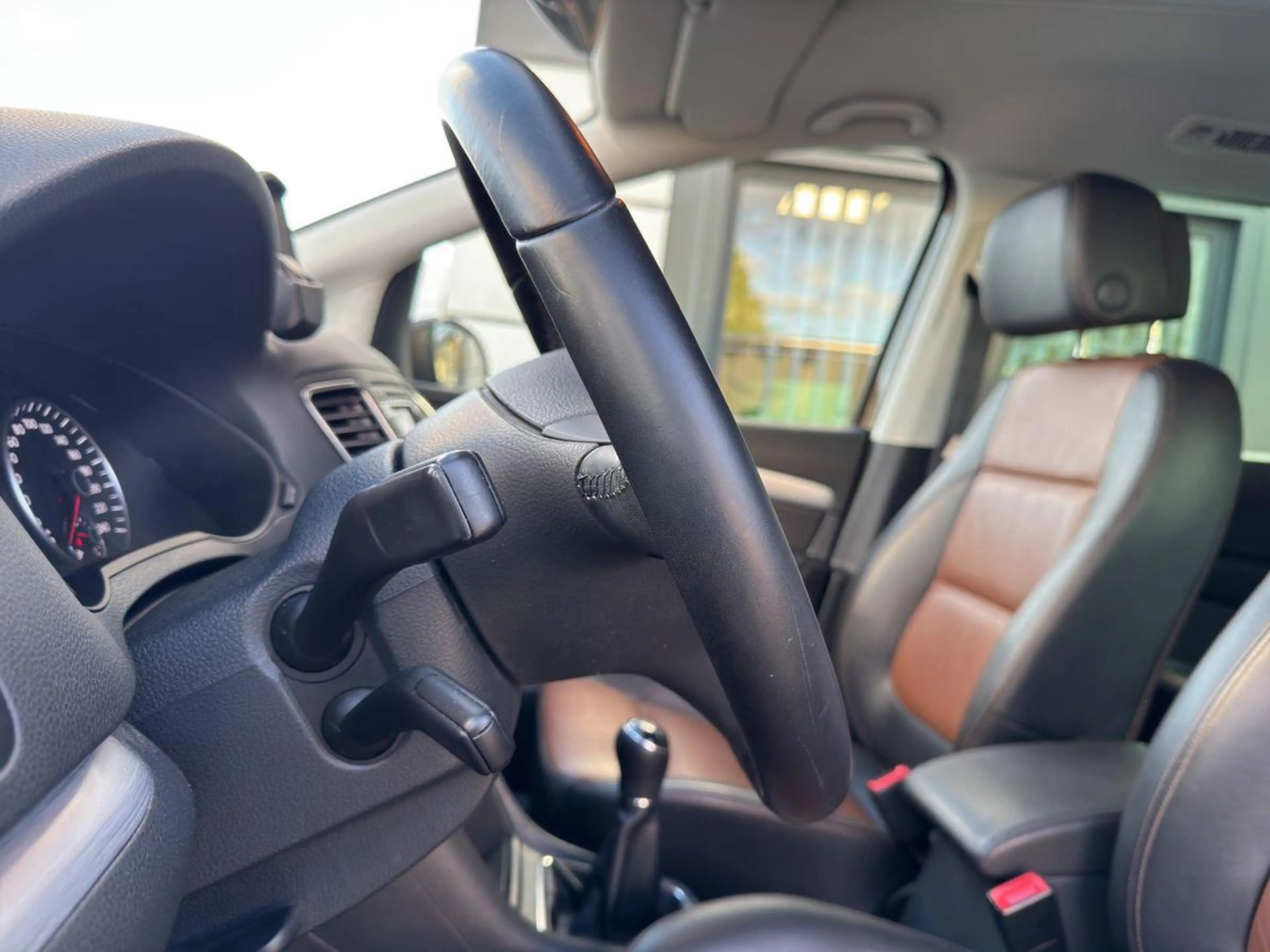 Volkswagen Sharan 1.4TSI Highline Leder Bi-Xenon R-Kamera — photo 13