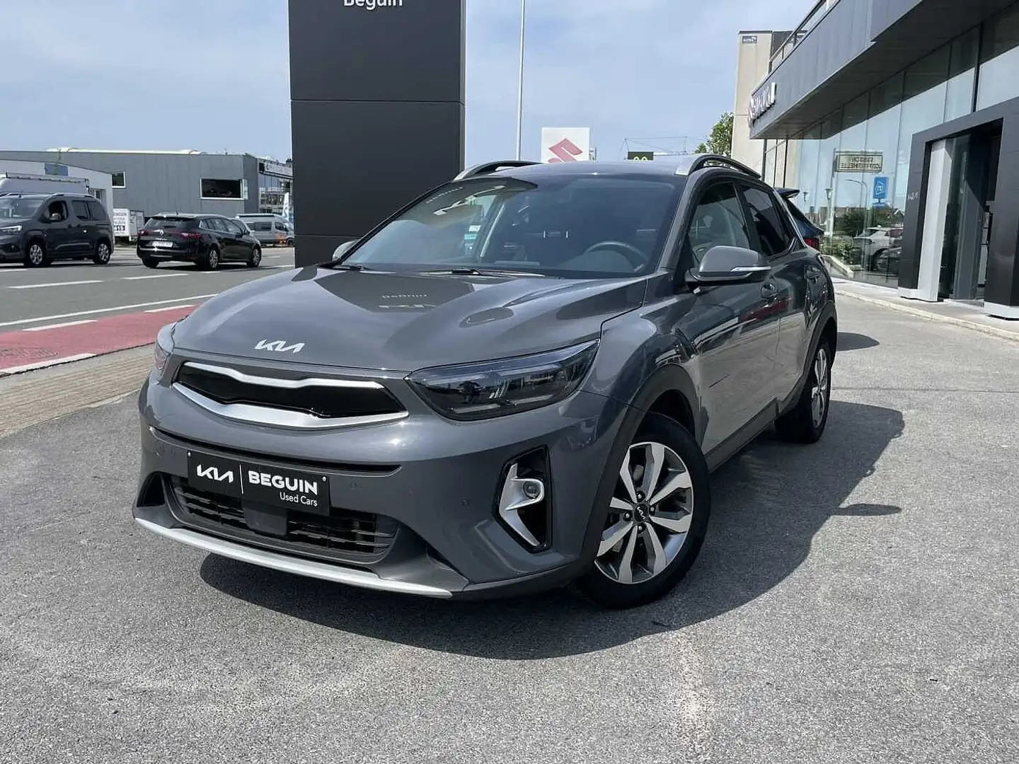 Kia Stonic 1.0 T Pulse ISG Gris - 1
