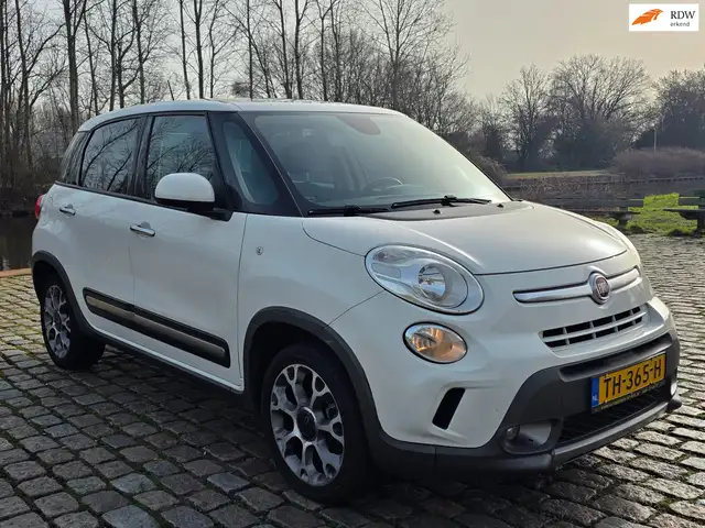 Fiat 500L 1.6 M-Jet Trekking Zeer netjes 2e eigenaar panoram