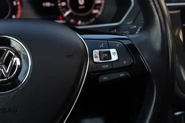 Volkswagen Tiguan Allspace 2.0 TDI 150 Carat DSG7 (7 Places, Toit ouvrant, Vi