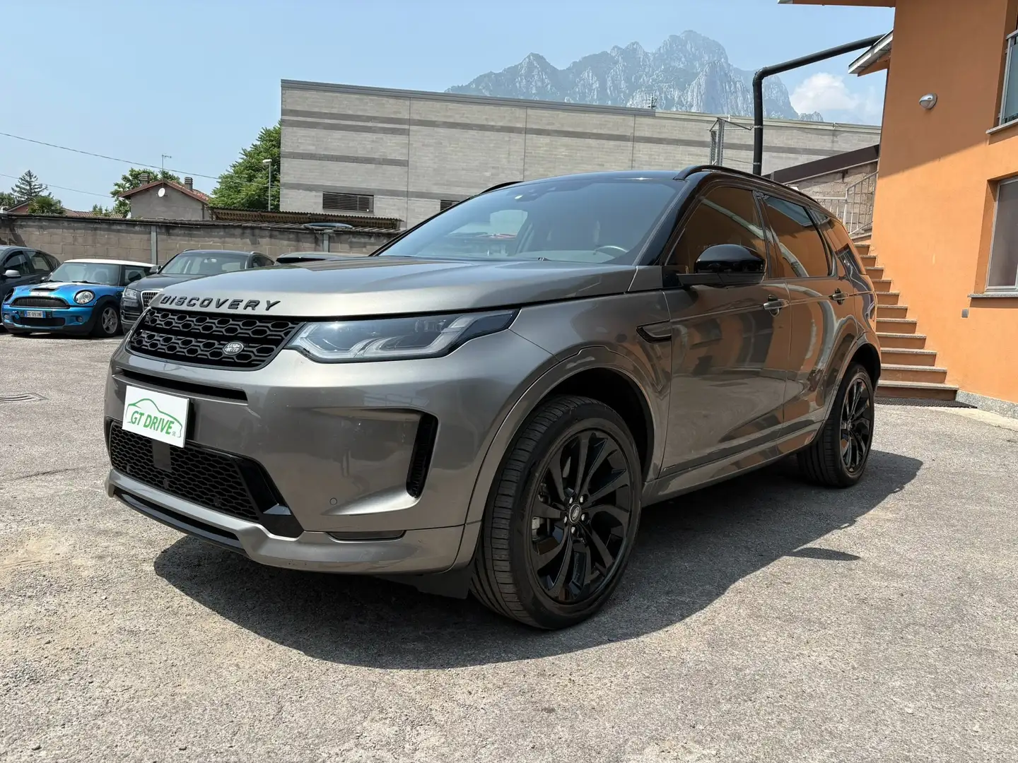 Land Rover Discovery Sport Discovery Sport 2.0si4 mhev R-Dynamic HSE awd Grigio - 1