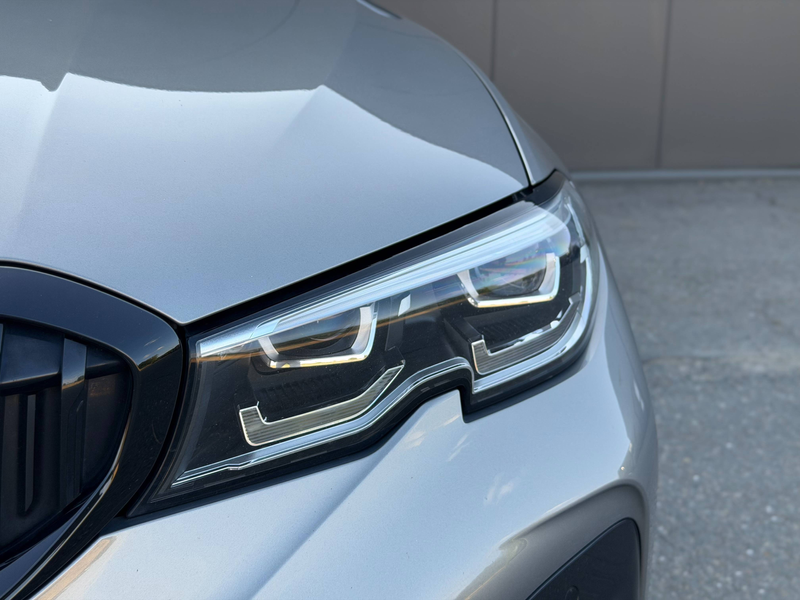 BMW 320 iAS 184cv - Pack M - Freins M - HiFi - Camera — photo 13