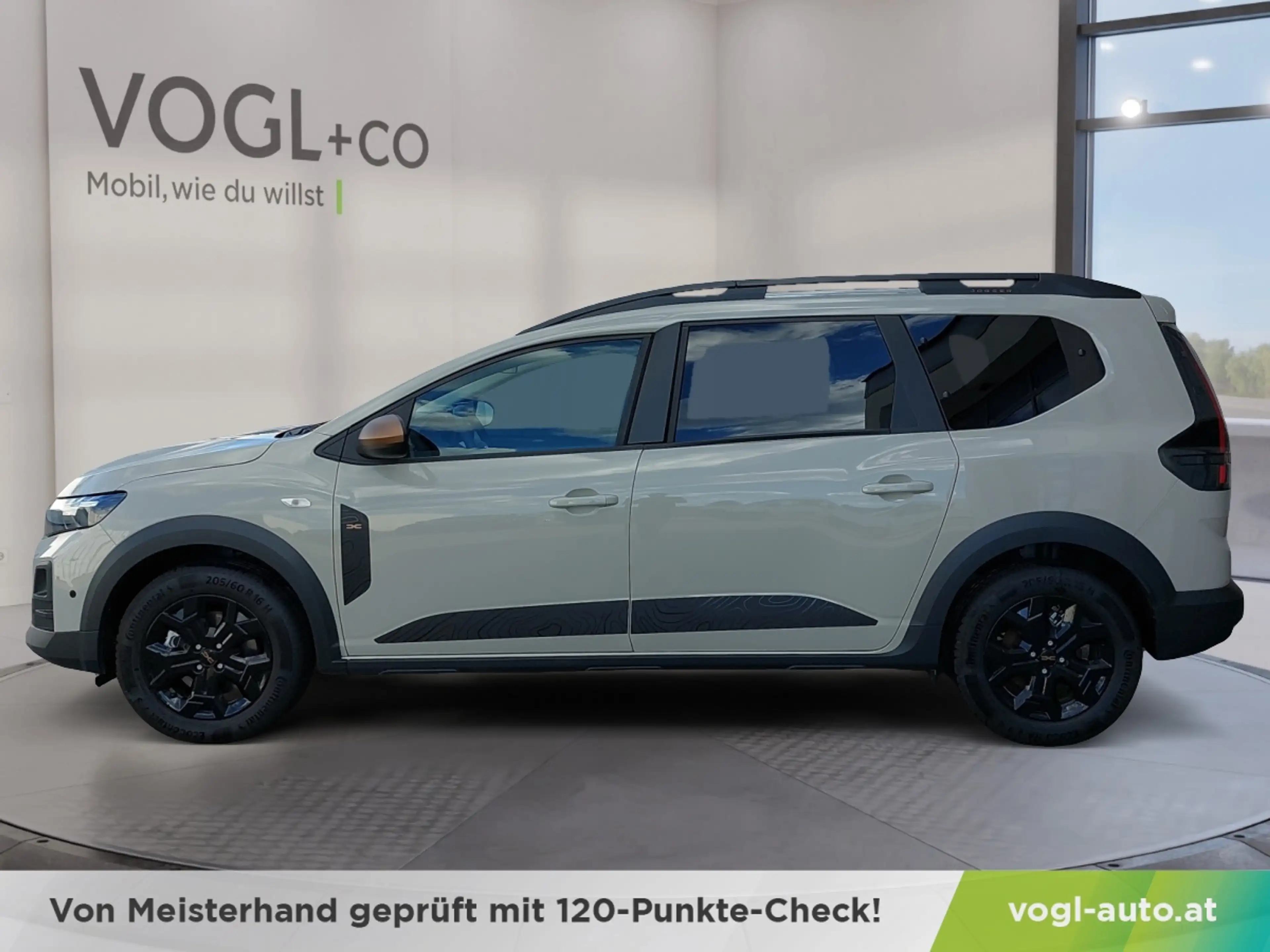 Dacia Jogger Extreme Hybrid 155 7-sitzig Aut. — photo 2