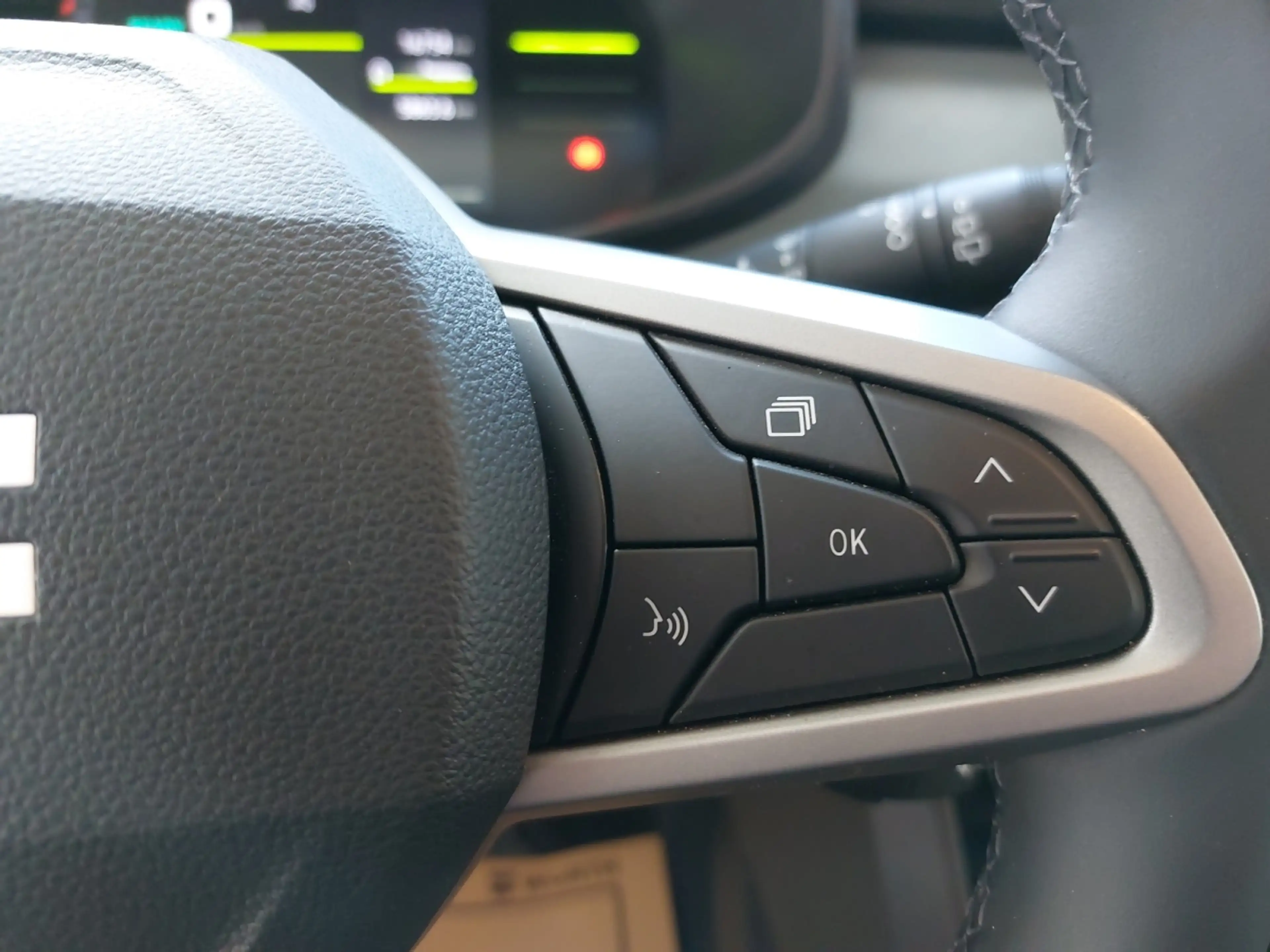 Dacia Jogger Extreme Hybrid 155 7-sitzig Aut. — photo 16