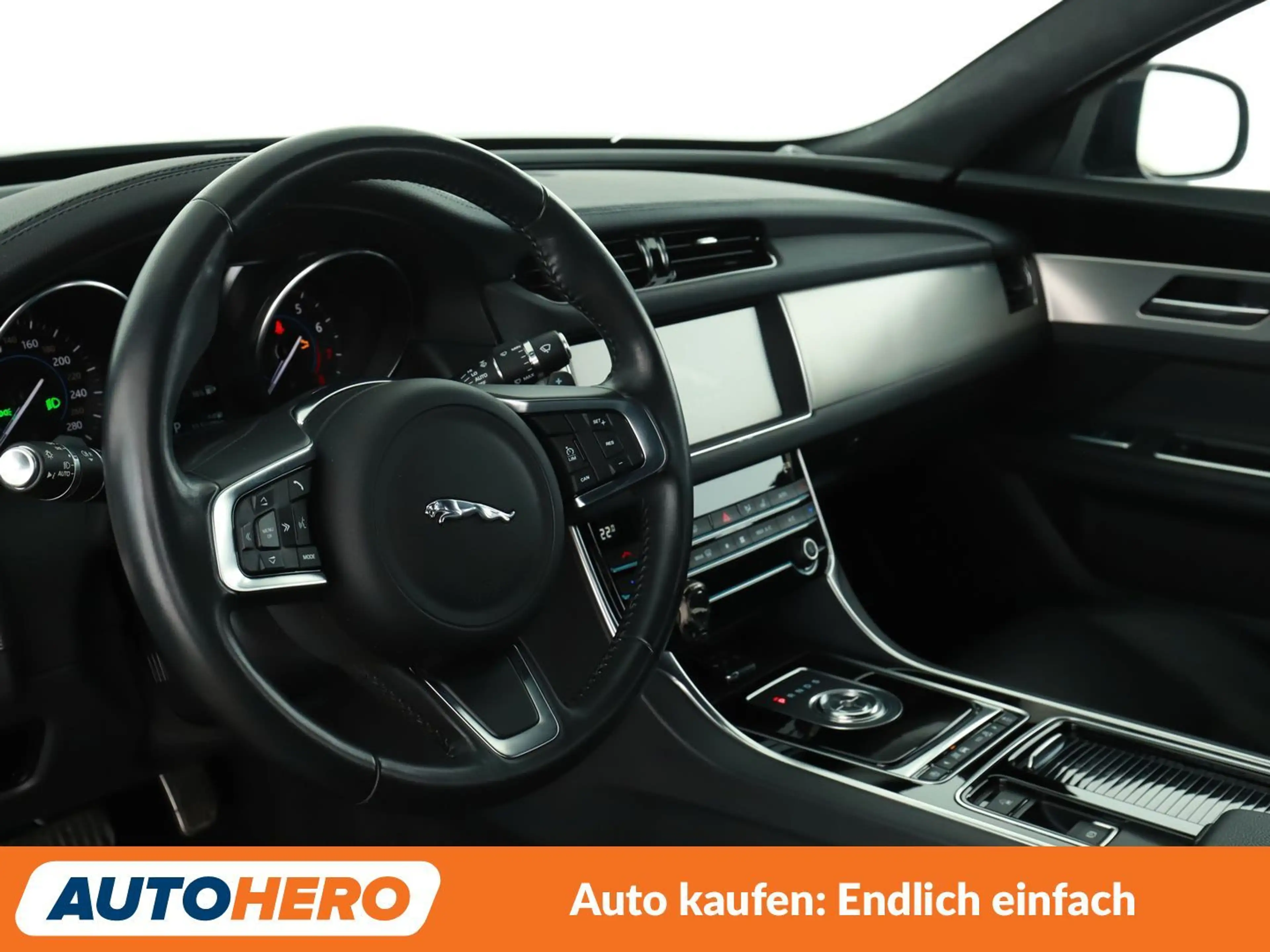 Jaguar XF 25t HSE Aut.*NAVI*CAM*TEMPO*SHZ* — photo 11