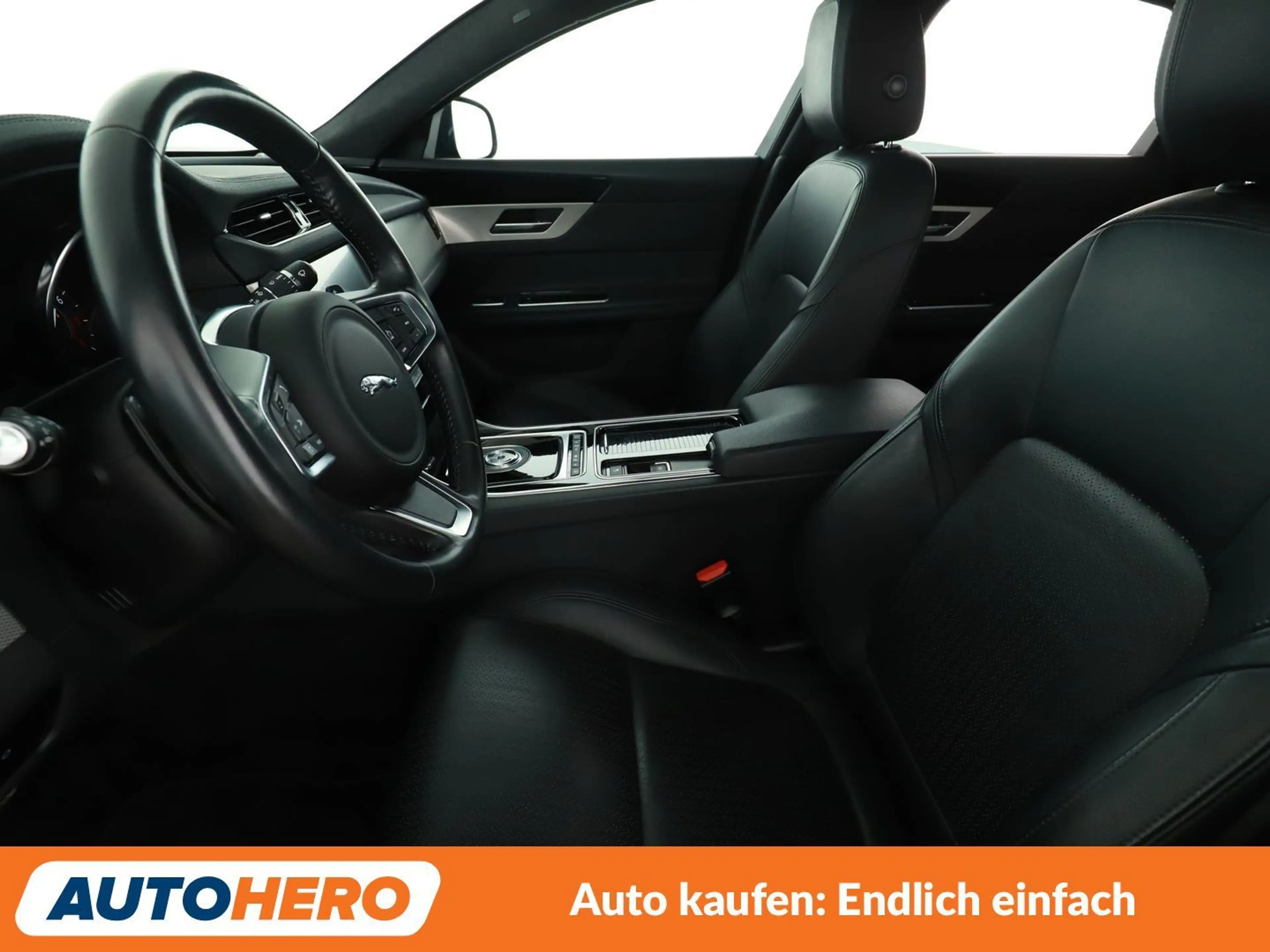 Jaguar XF 25t HSE Aut.*NAVI*CAM*TEMPO*SHZ* — photo 10