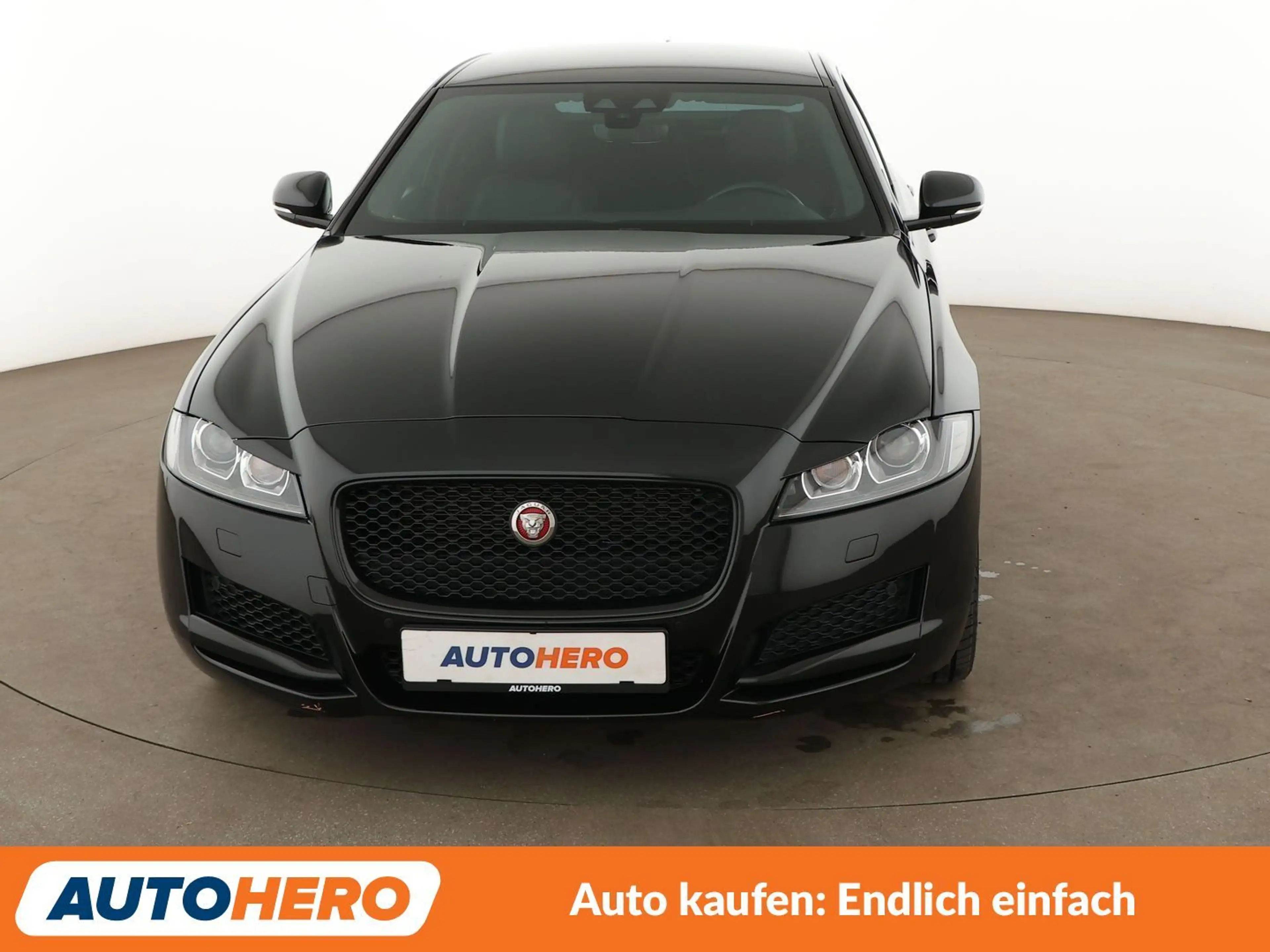 Jaguar XF 25t HSE Aut.*NAVI*CAM*TEMPO*SHZ* — photo 9