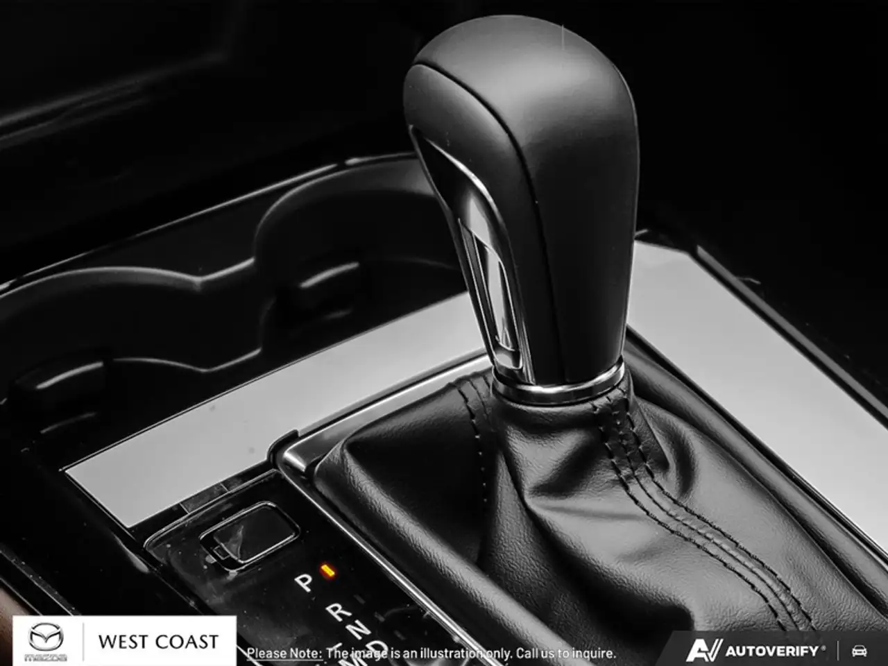 Mazda CX-30 photo Mazda CX-30