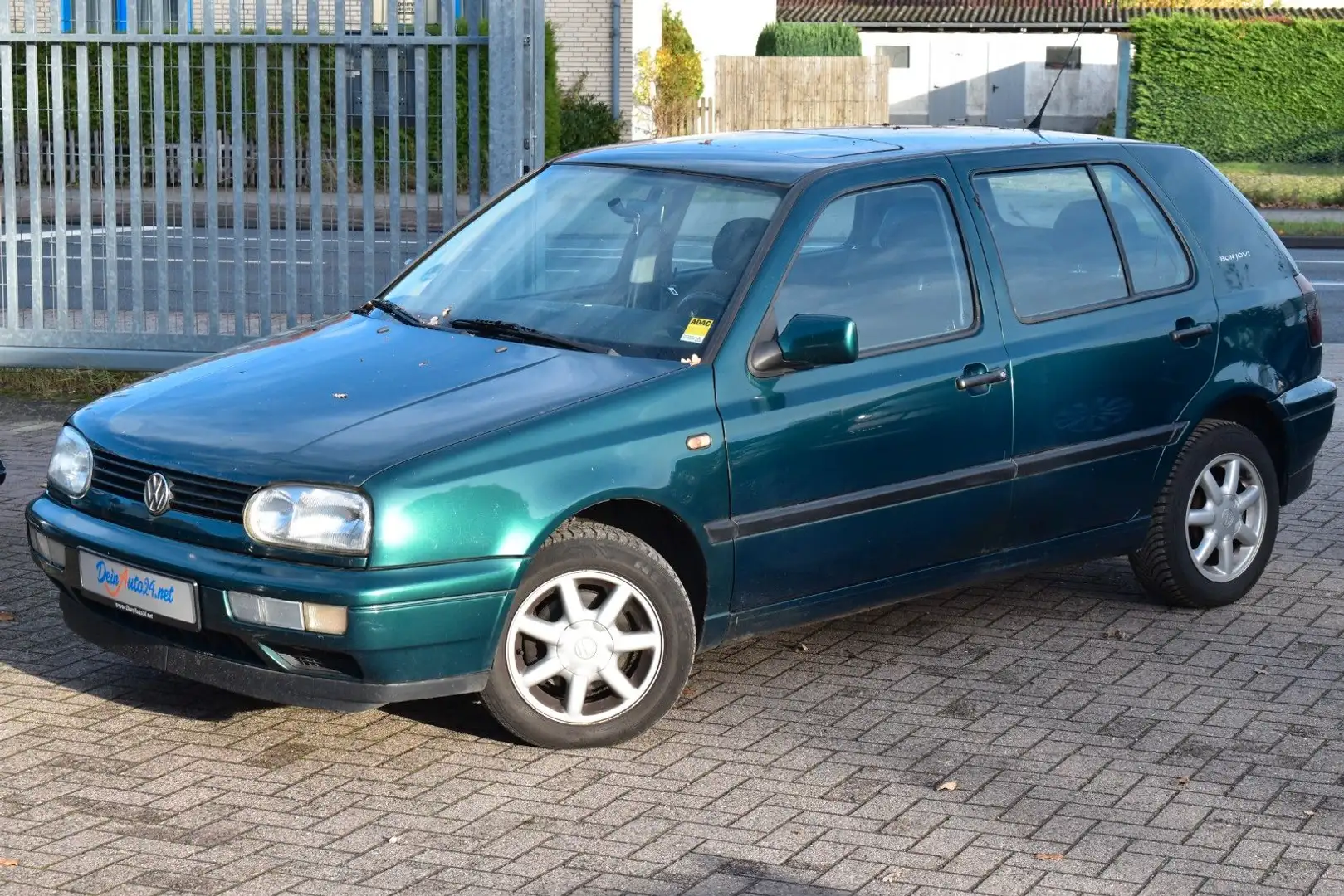 Volkswagen Golf 3 Bon Jovi Automatik| Stand-Hzg|Schiebedach Grün - 1